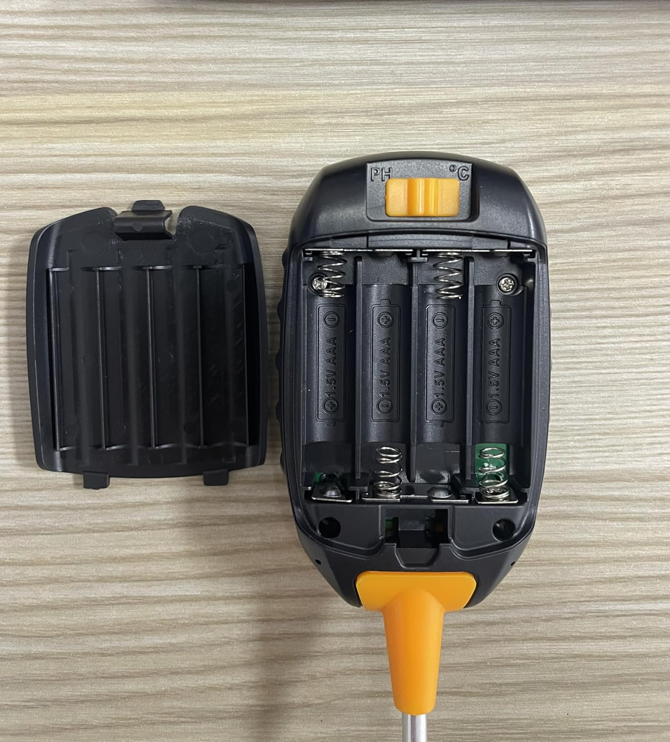 Soil Moisture Meter, 4-In-1 Soil PH Meter, Soil Tester with 20 Labels, Digital Soil PH Tester with Light/Ph/Temperature, Plant Thermometer Test for Gardening, Lawn, Farming, Indoor & Outdoor Plants image number 6