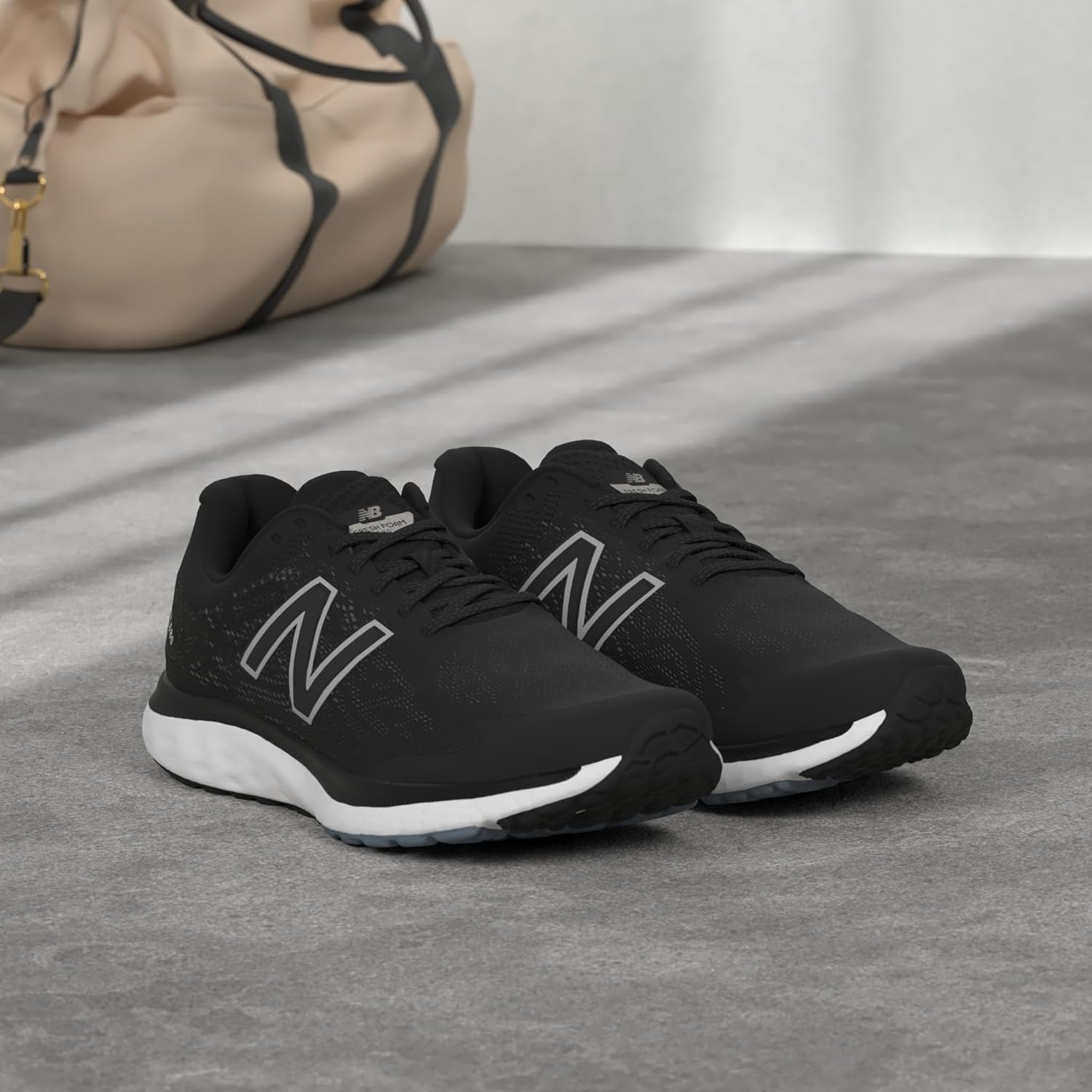 New Balance image number 3