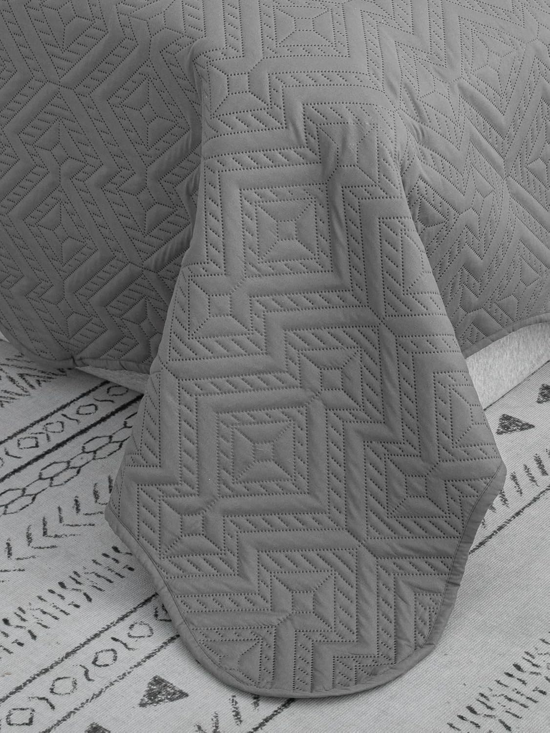 Techshining 3 Piece Bedspread Coverlet Set - Lightweight Microfiber & Cotton Fill, Reversible Grey Quilt with Pillow Shams for Twin, Full, Queen, King (King)