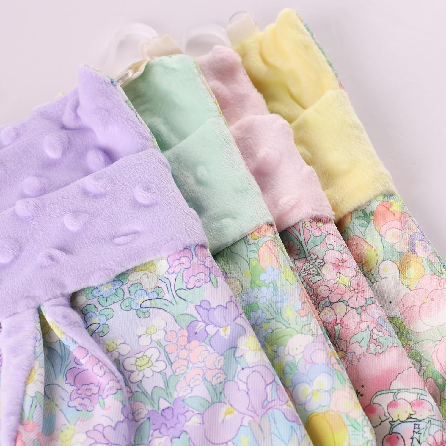 Fnaobai Sugar Gliders Sleeping Pouch Hamsters Velvet Hanging Hammocks Bed Carrier with Strap Squirrels Marmosets Guinea Pig Warm Swing Carry Pouch Cage Accessories for Small Animal (Purple) - Purple image number 3