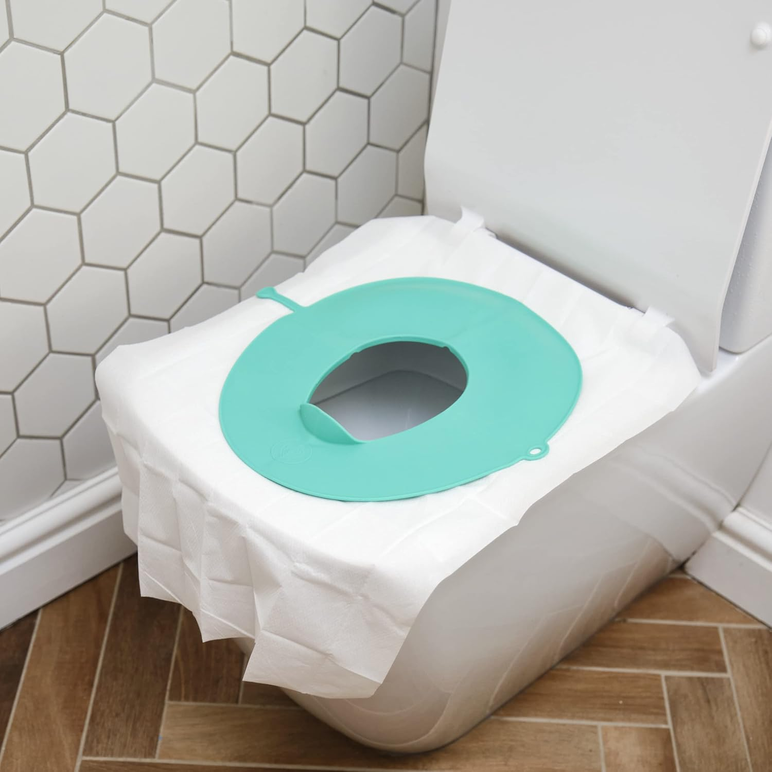 Prince Lionheart Disposable Toilet Seat Covers, 36Pcs Tinkle Toilet Liners for Adults, Kids, Potty Training Individually Wrapped Travel Accessories image number 4