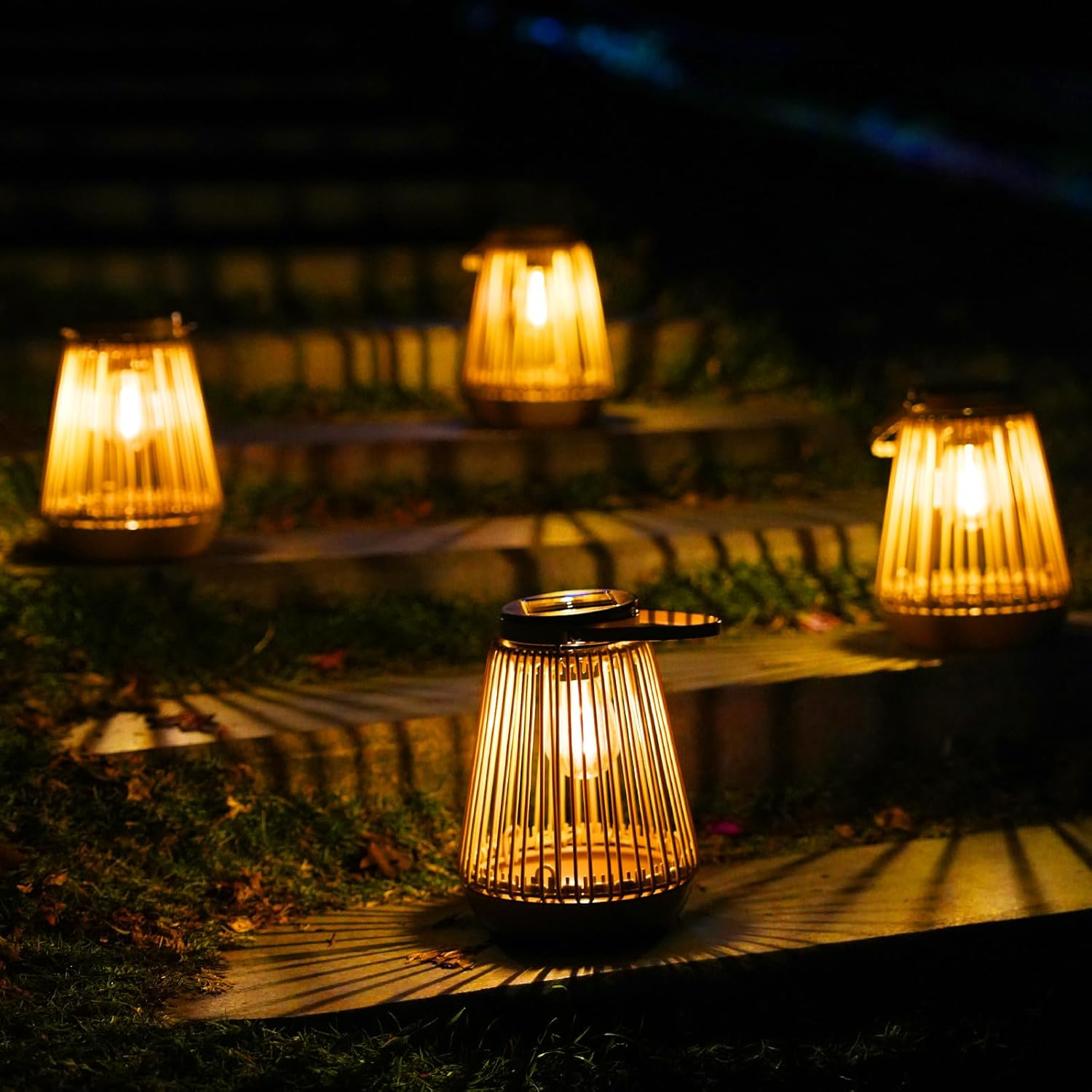 Kagoling Solar Lights for Outdoors, Pack of 2 Metal Vintage Lanterns for Outdoor IP65 Waterproof Solar Lights for Outdoor Garden, Solar Lanterns, Outdoor Weatherproof for Balcony, Garden, Decoration