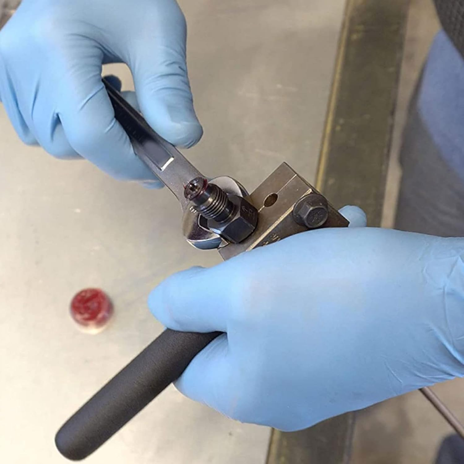 3/16 1/4Inch Brake Line Repair Kit, Inverted Double Flaring Tool, Double & Single Brake Line Flaring Tool Kit with Hard Plastic Case image number 3