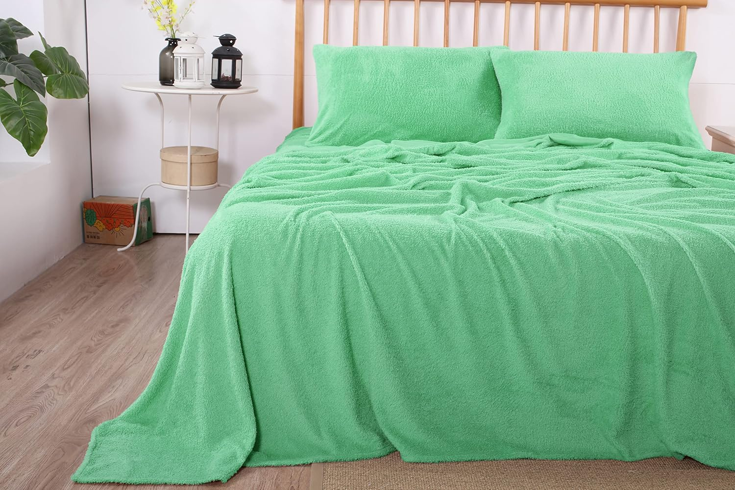 Ramesses Teddy Fleece Sheet Set, Queen, Charcoal