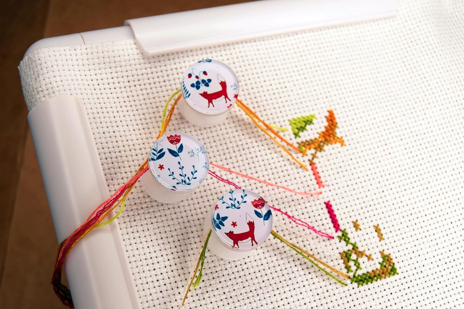 Needle Minder for Cross Stitch Fox the Set of 3 Parking Bobbins Needle Minders Floss Holders Keeper Magnetic Clips Tightening Floss Cross Stitch Parking Bobbins for Embroidery Frame Scroll Rod Qsnap Hoop Tension Clips Thread Catcher image number 1