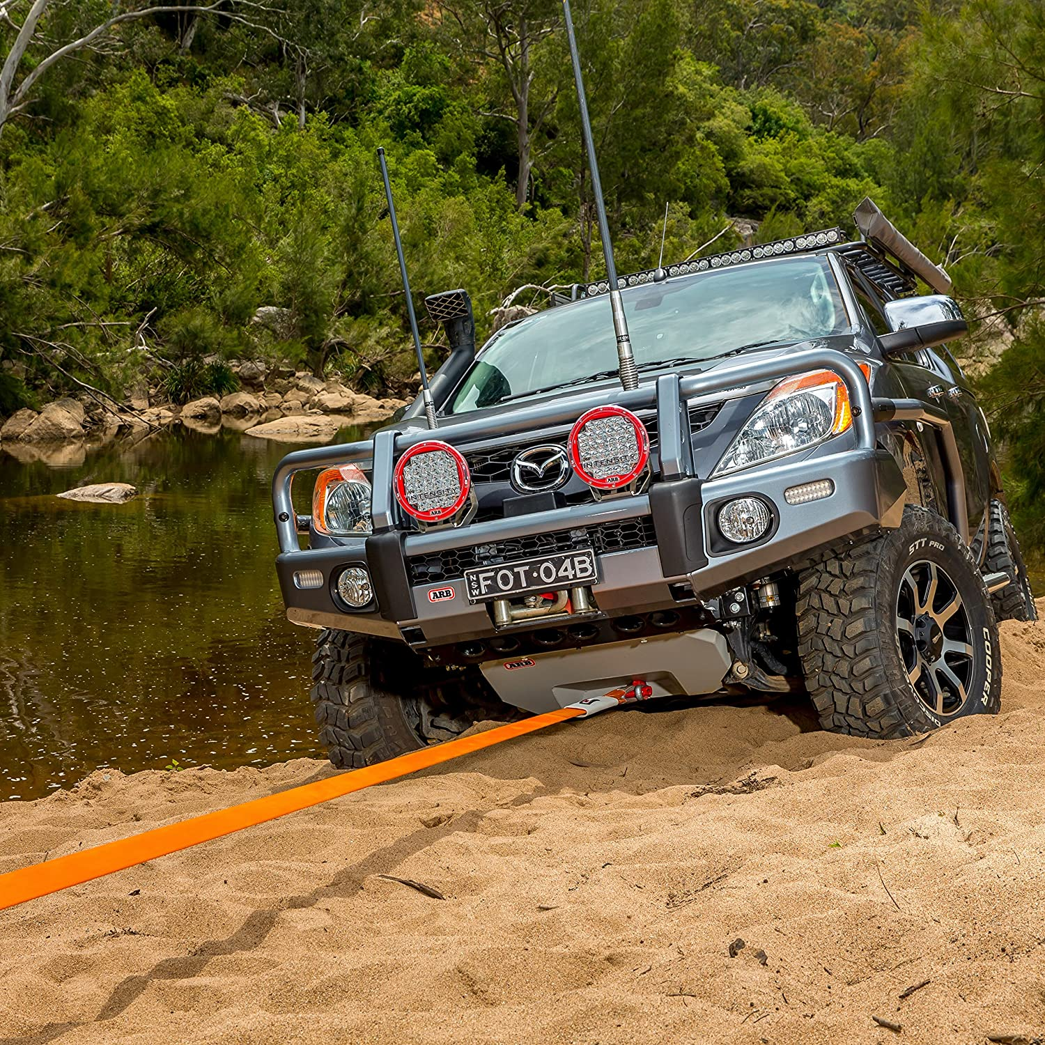 ARB 4X4 Accessories ARB705LB Recovery Snatch Strap Orange 30' X 2 3/8", Load Capacity 17,600 Lb, NATA Approved, 20% Stretch image number 3