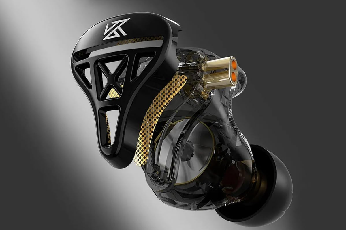 KZ DQS Earbuds with Microphone image number 1