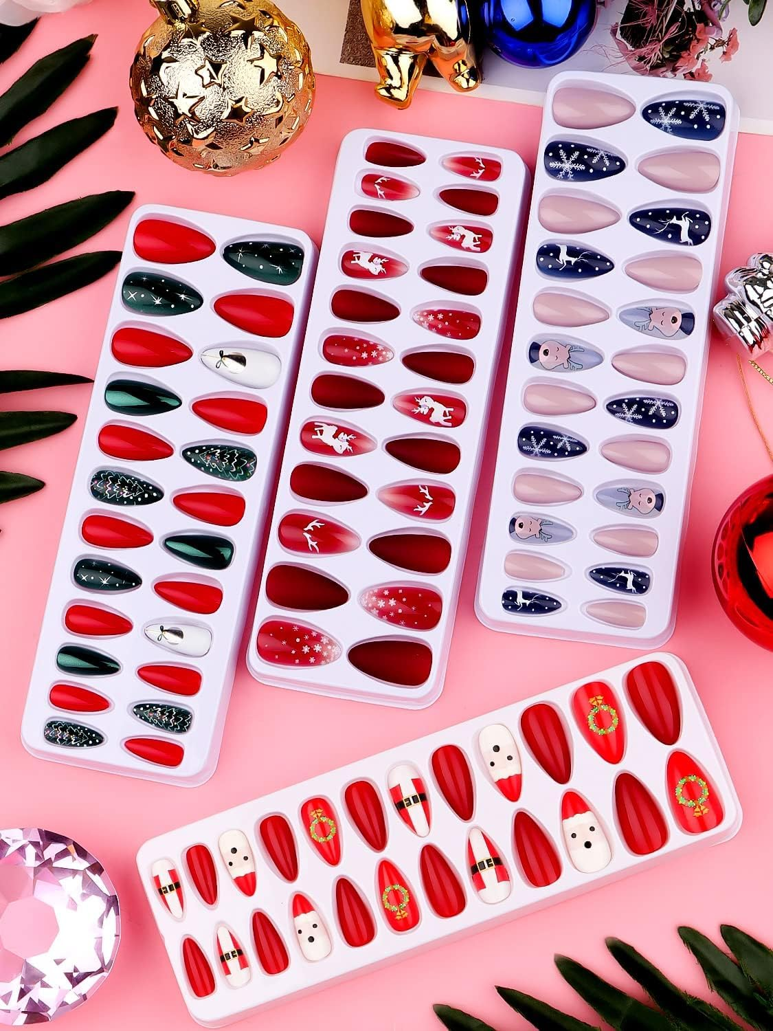 EBANKU 96 Pcs Christmas Fake Nails, Artificial Christmas Press on Nails Reindeer Snowflakes Christmas Trees Full Cover Nail Tips for Women Girls-B