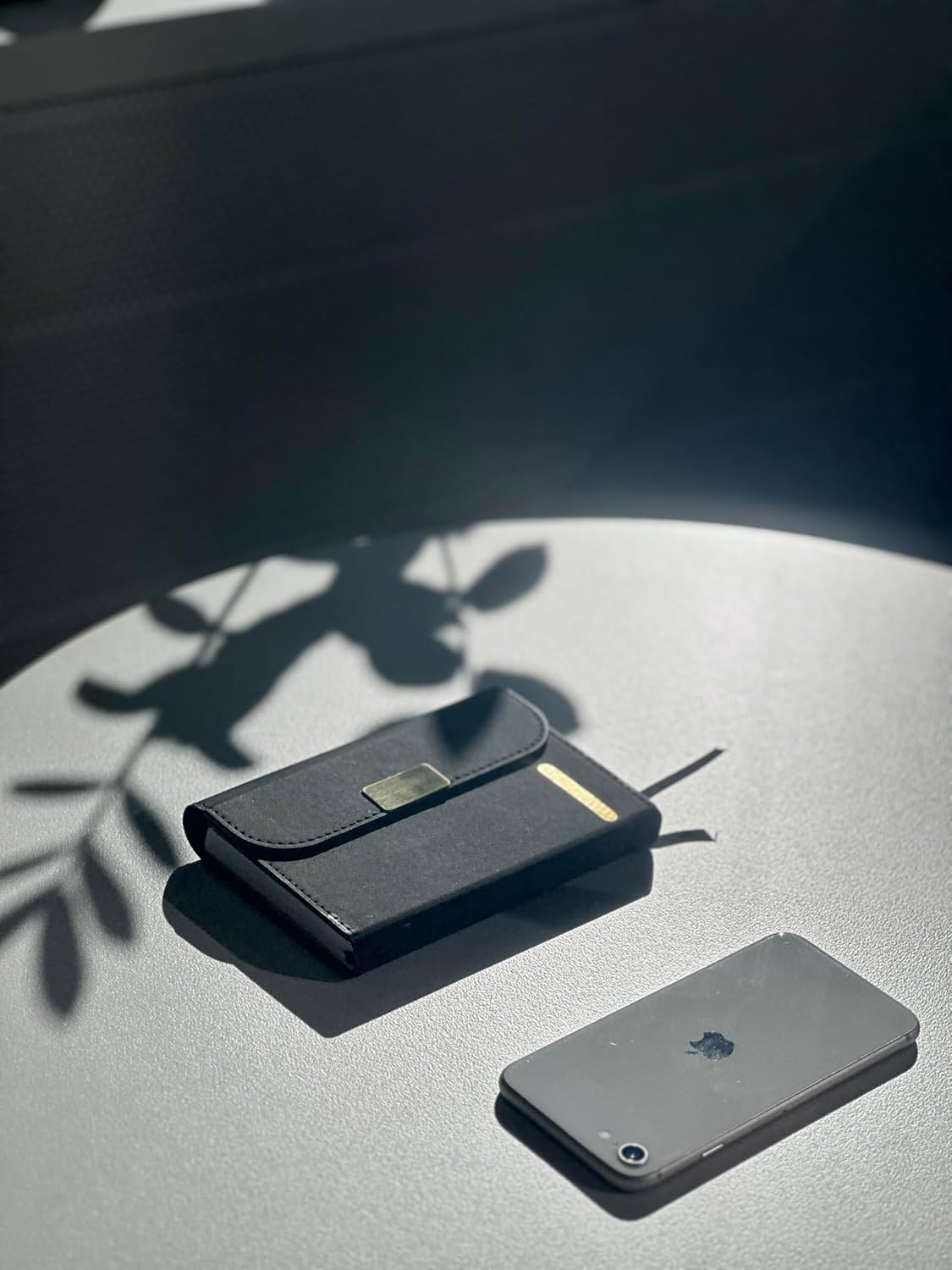 Pocketable Stonepaper Notebook with Magnetic Enclosure & Pen (Black) image number 3