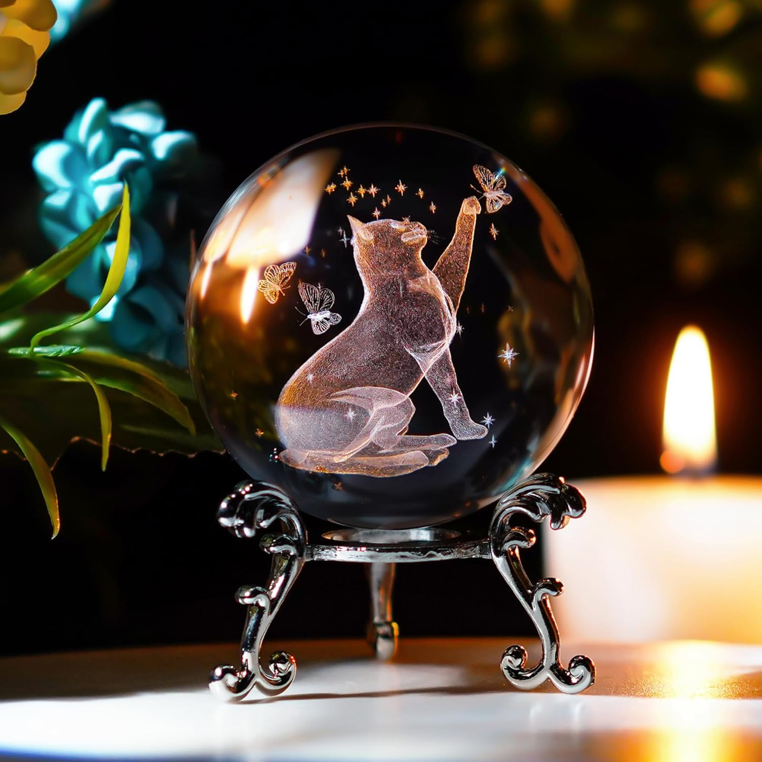 HDCRYSTALGIFTS Cat Crystal Ball with Stand 3D Laser Engraved Glass Globe Decorative Art Crystal Sphere Glass Ball Paperweight Gifts for Women(2.5In,Clear)