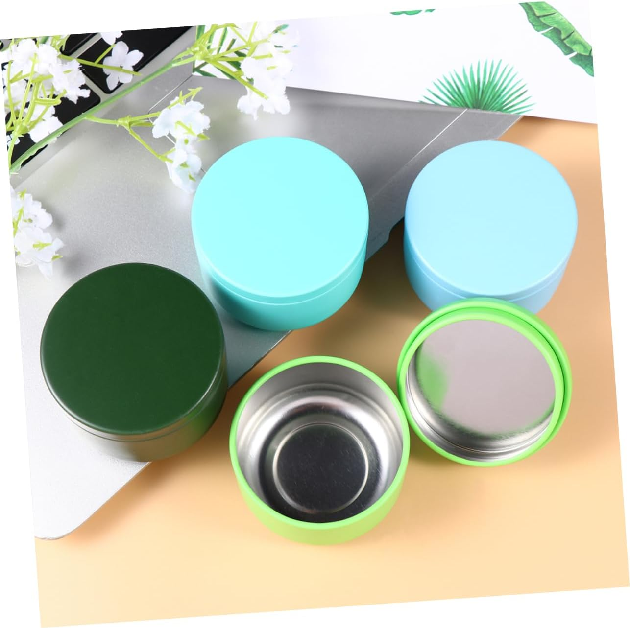 HAKIDZEL Mini round Tinplate Box with Lid, 4Pcs Small Metal Storage Tins for Tea, Coffee, Spice, Kitchen Canisters, Universal Mini Tin Container Set for Home Organization Random Color