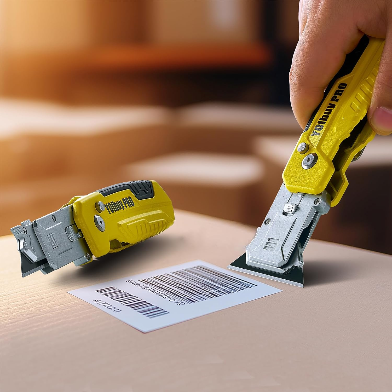 Yoibuy PRO Foldable Utility Knife with Scraper Function, Holds 2 Replacement Blades, Zinc Alloy Body, SK2 Replacement Blade image number 3