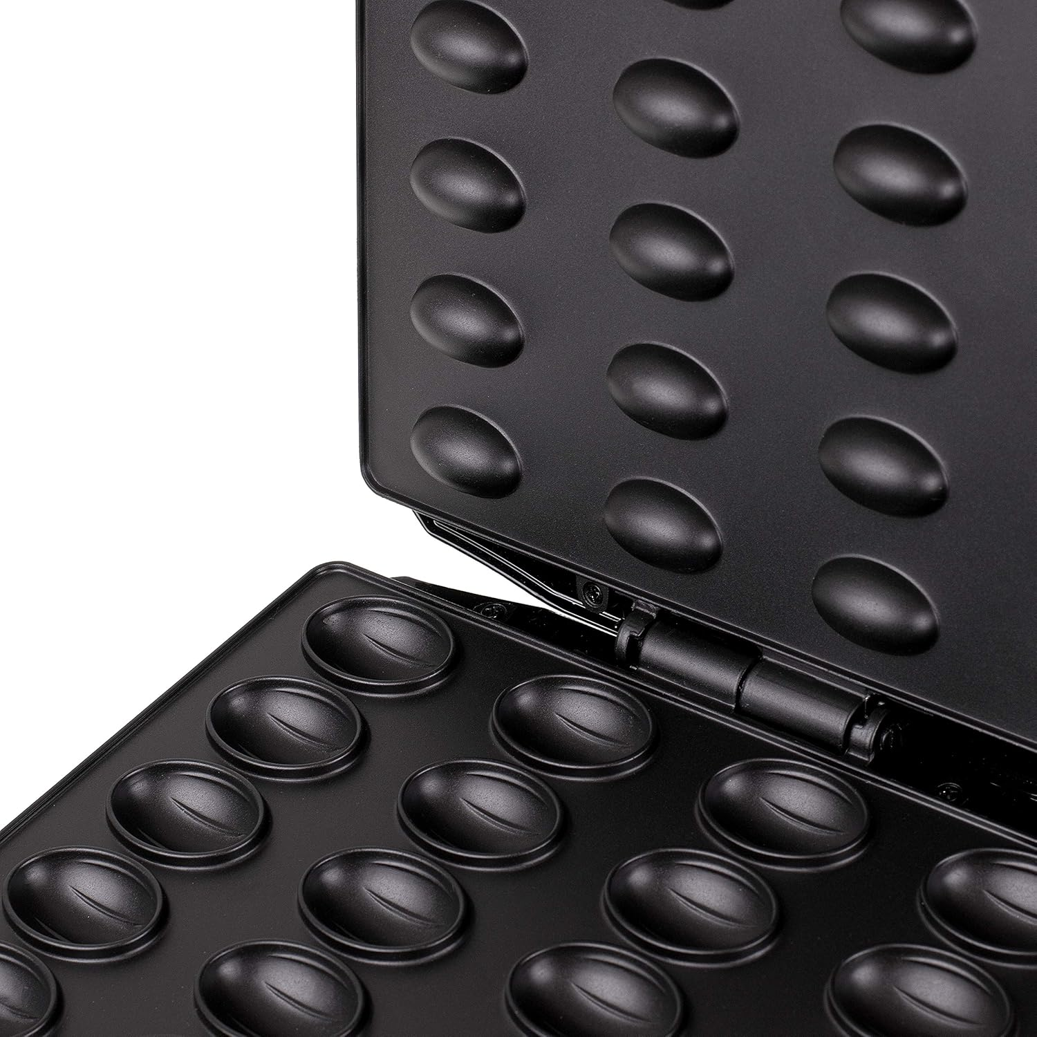 Mesko MS3041 Waffle Iron, Nut Baker for 24 Nut Halves, XL, 1600 W, Non-Stick Coating, Witch Hazel,Nut Maker, Oreschniza, Baker, Nut Waffle Iron for Oreschki, Black image number 3