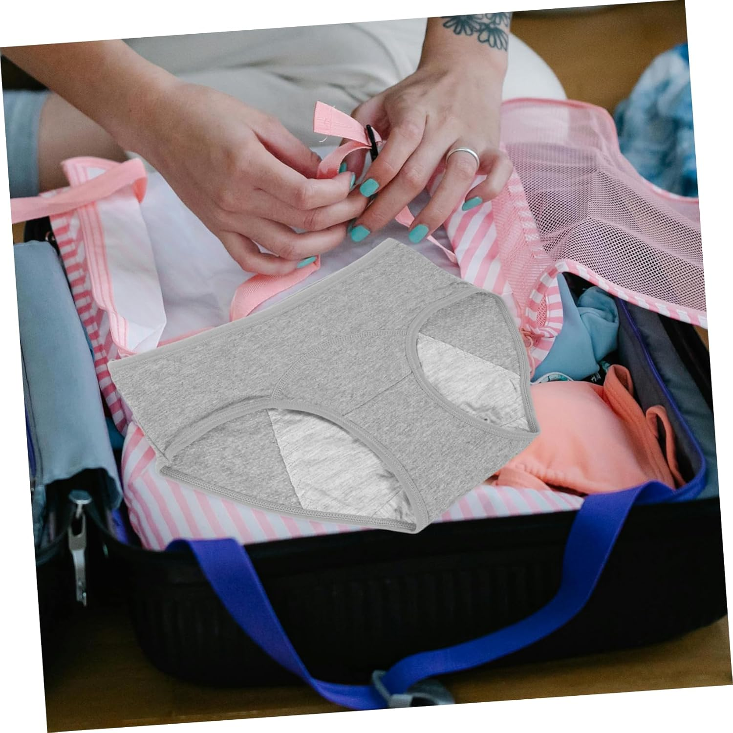 NOLITOY Women Leak Briefs for Heavy Flow Washable Cotton Midrise Period Panties Breathable and Comfortable Design for Postpartum Use Grey image number 3