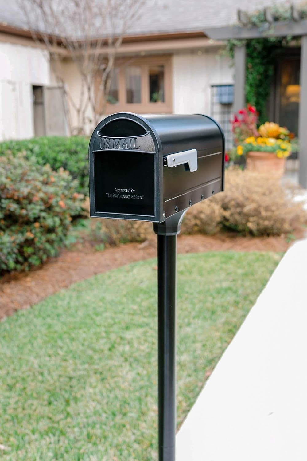 Architectural Mailboxes 8760B-10 Carlisle Postmount Mailbox, Medium, Black image number 6