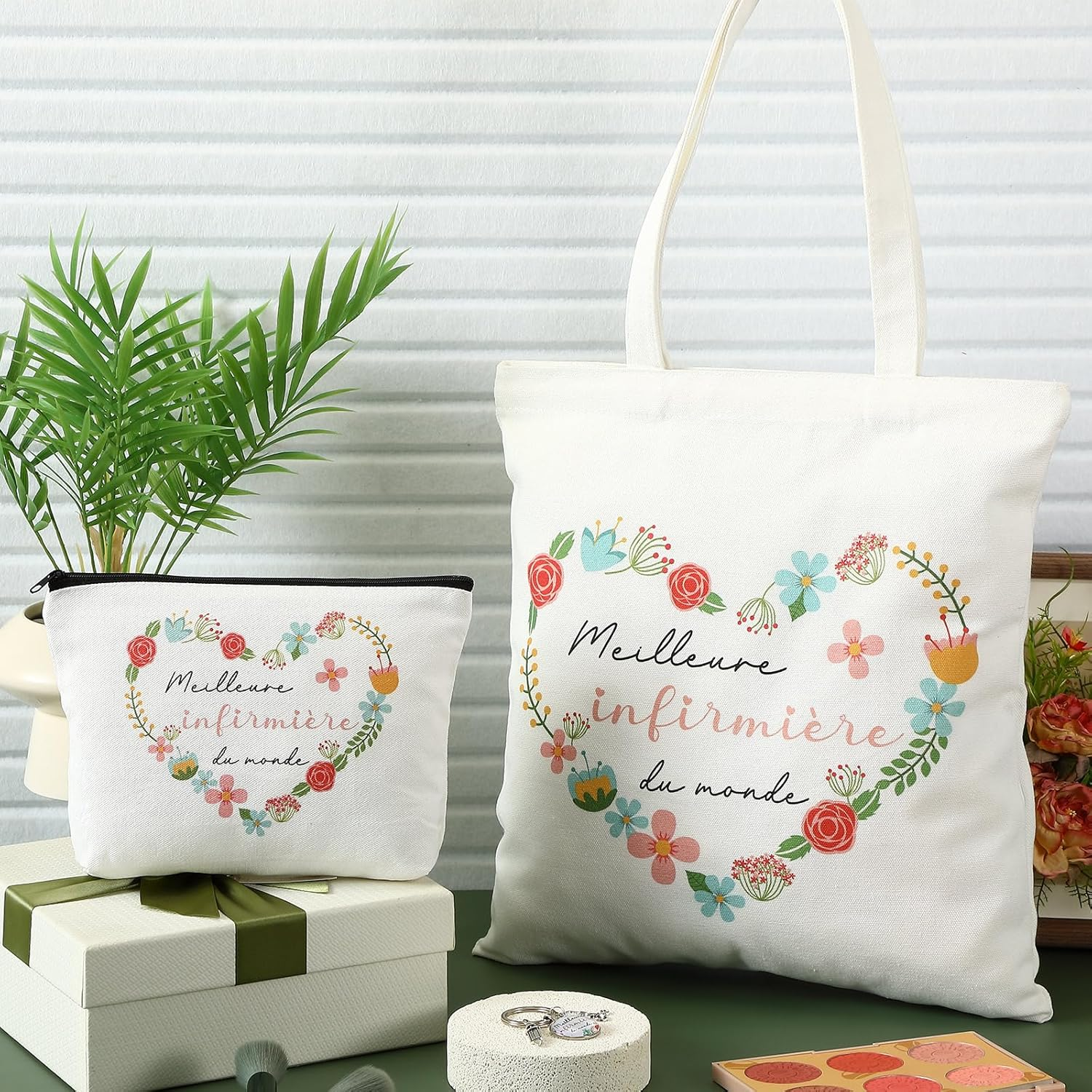 Xuniea Nurse Gift Set Including Canvas Bag, Cosmetic Bag, Keyring with Heart, Stethoscope and Syringe, Thank You Gifts for Medical Staff, Christmas