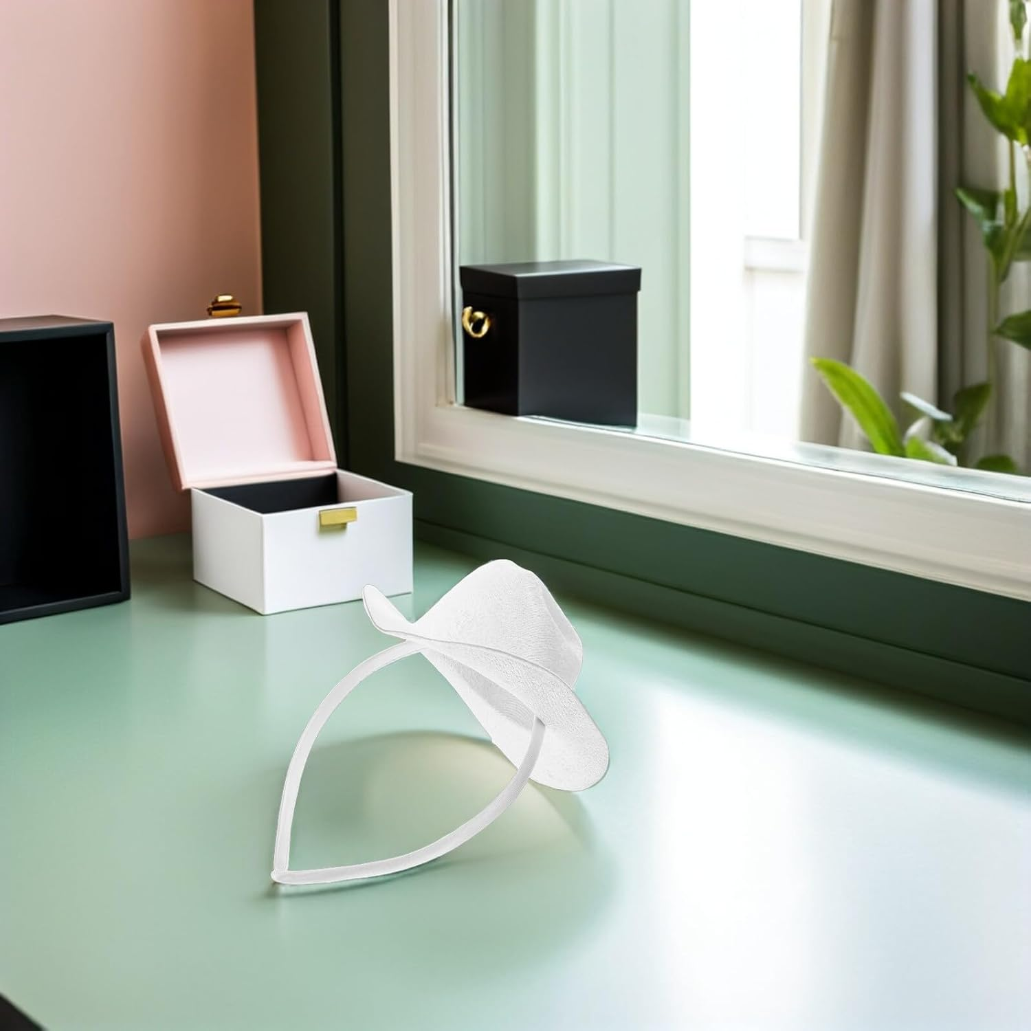 TEHAUX Mini White Cowboy Hat Headband 13.5Cm Western Cowgirl Hat Hair Accessory for Women Festival Party Costume Dance image number 4