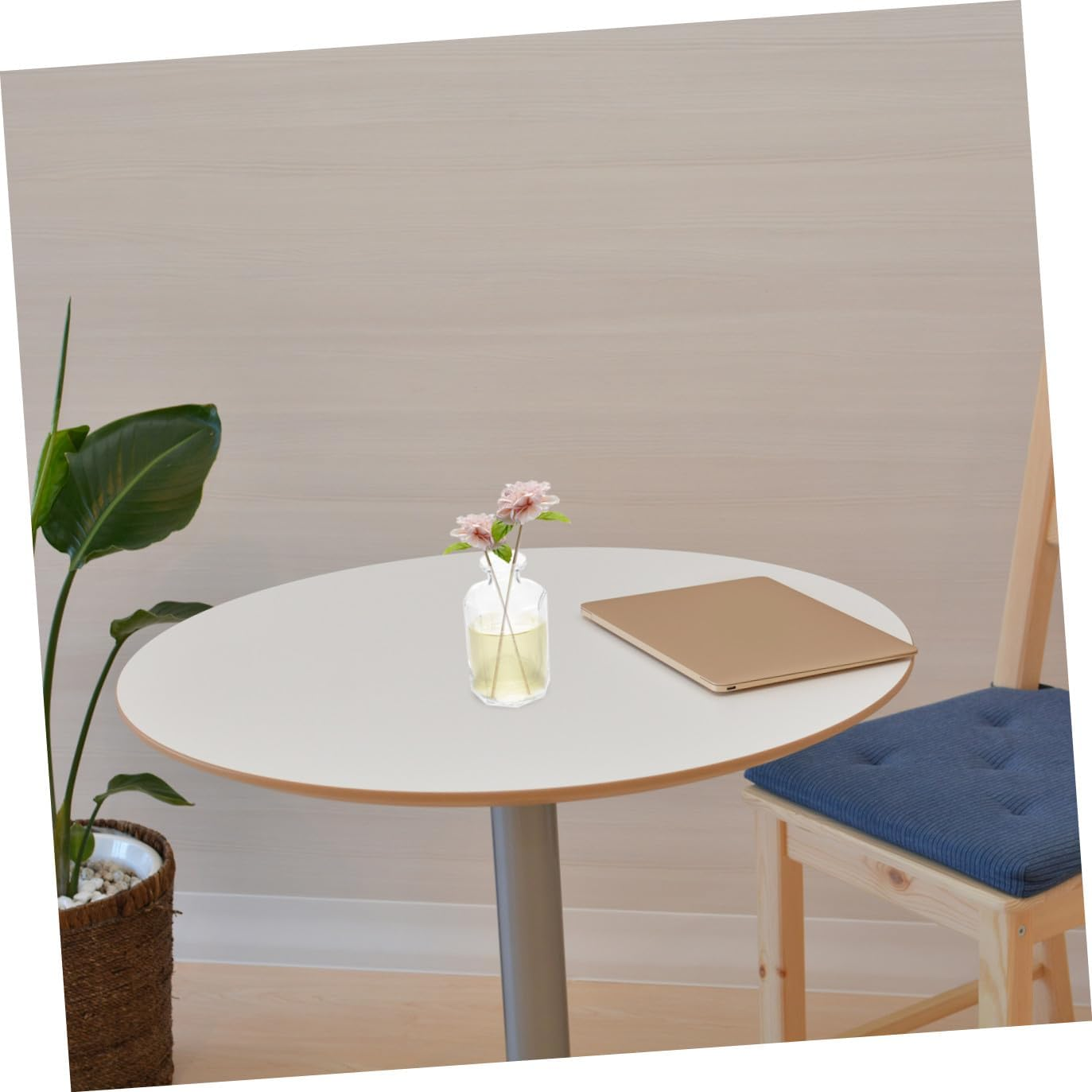 2Pcs Aromatherapy Essential Oil Bottles Perfume Dispenser for Home Fragrance Elegant Glass Home Decor image number 4