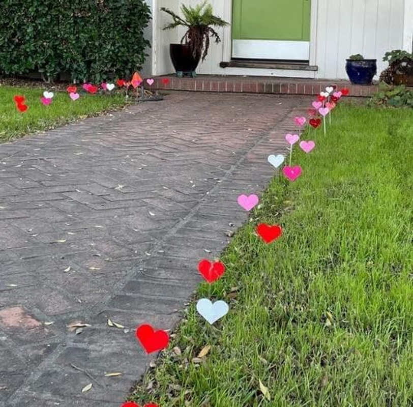 25Pcs 6" X 4Mm Flat Clear Sticks for Cake Toppers Cake Pops or Lollipops - Acrylic Plexiglass Sticks Transparent Clear, Strong and Not Bendy with Length of 4&ldquo;,6&ldquo; or 8&ldquo; (25, 6In) image number 6