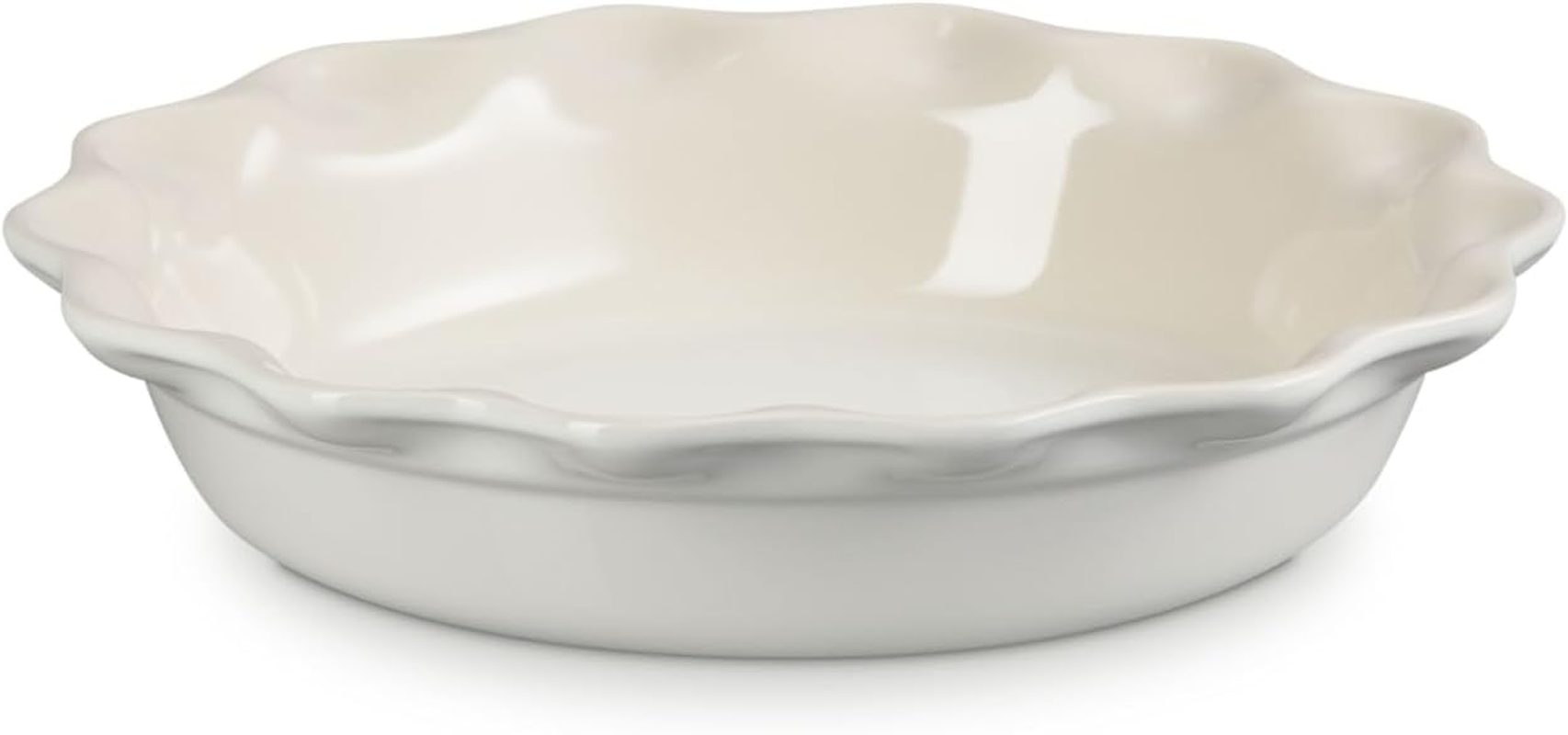 Le Creuset Heritage Stoneware Pie Dish 23Cm 1.2 Litre Meringue image number 3
