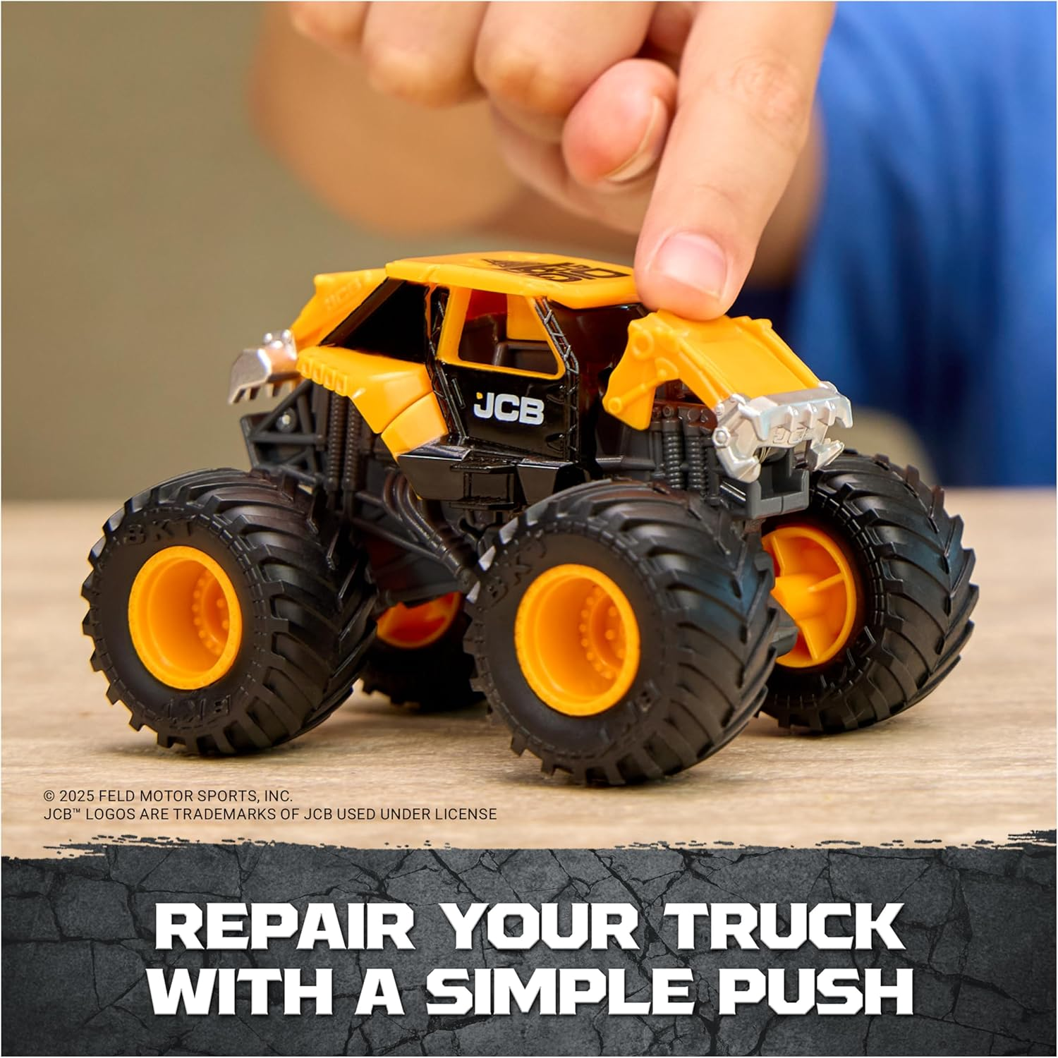 Monster Jam Smash & Bash Smashbot Playset with Launcher, Exclusive 1:64 Scale Monster Truck, 15-Inch Repairable Robot, Kids Toys for Boy and Girls Age 3 and Up image number 3