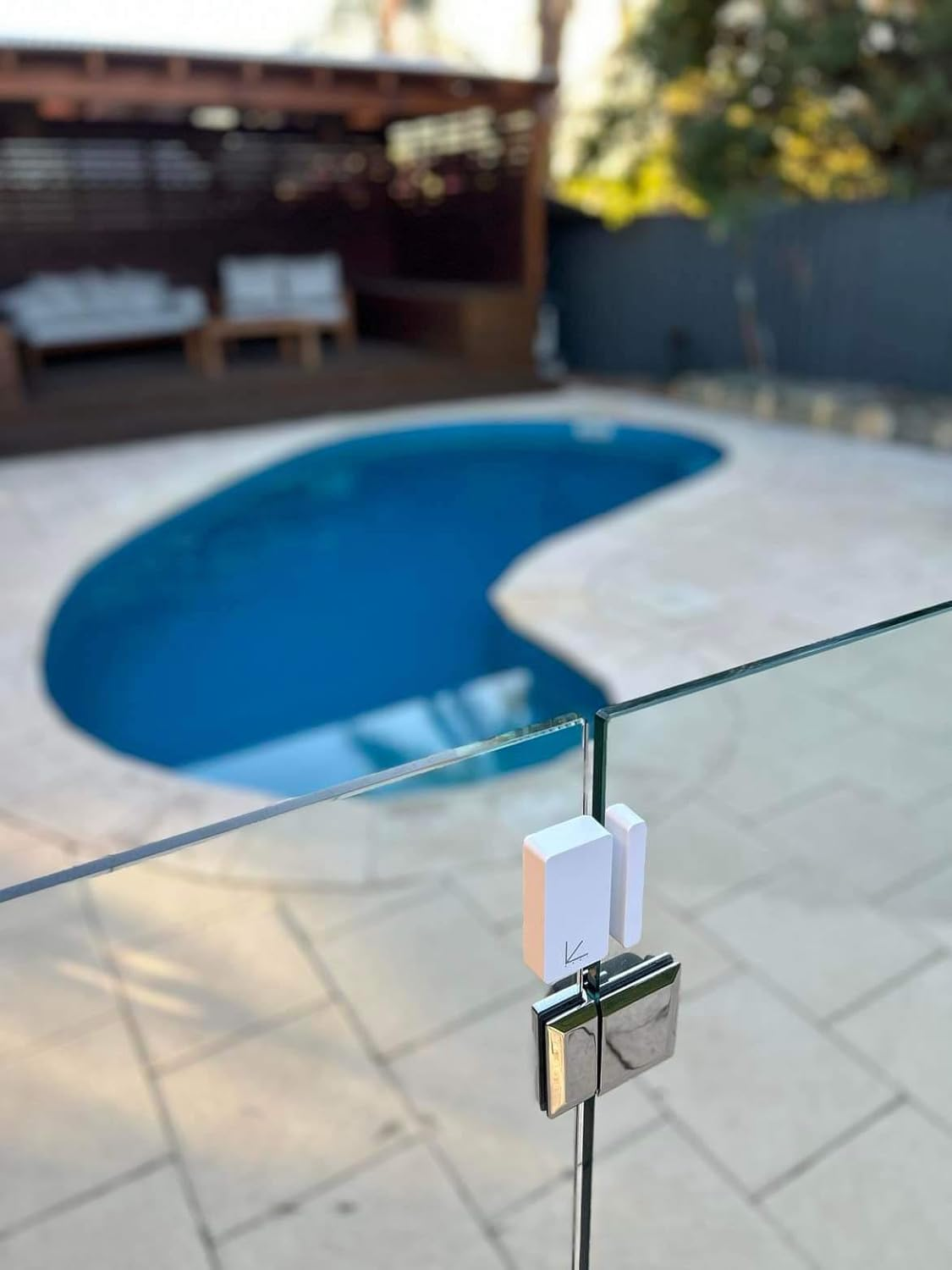 Gateguard Wireless Pool Gate Sensor with Mobile Alerts. Ideal For: Pool Gates, Dog Gates, Kids' Areas, Garage Doors, Doors Opening onto Busy Roads image number 5