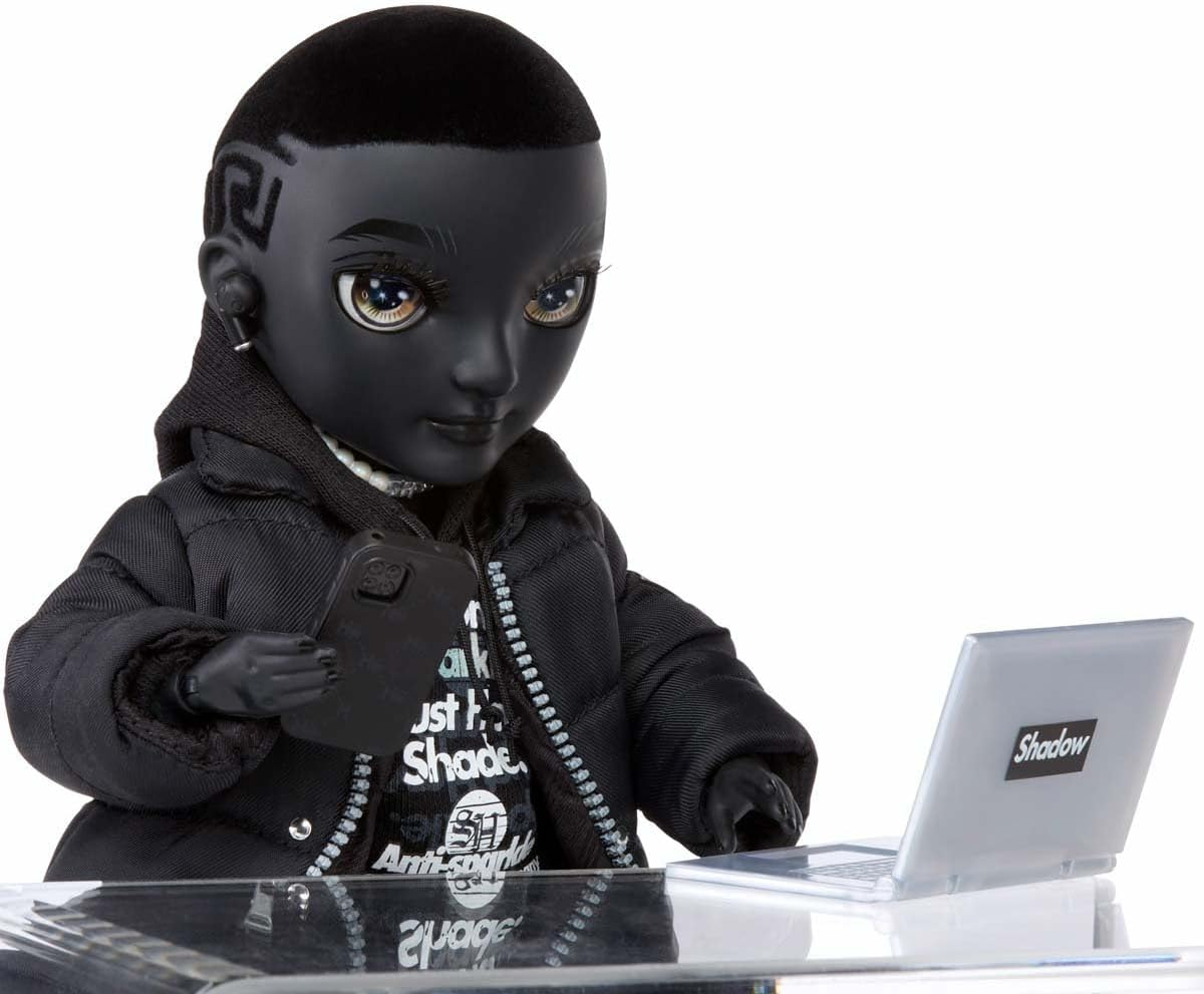 Rainbow High Shadow High - REXX Mcqueen - Black Colour Fashion Doll with Fashionable Outfit and 10+ Colourful Play Accessories - Great for Kids and Collectors from Ages 12 image number 3