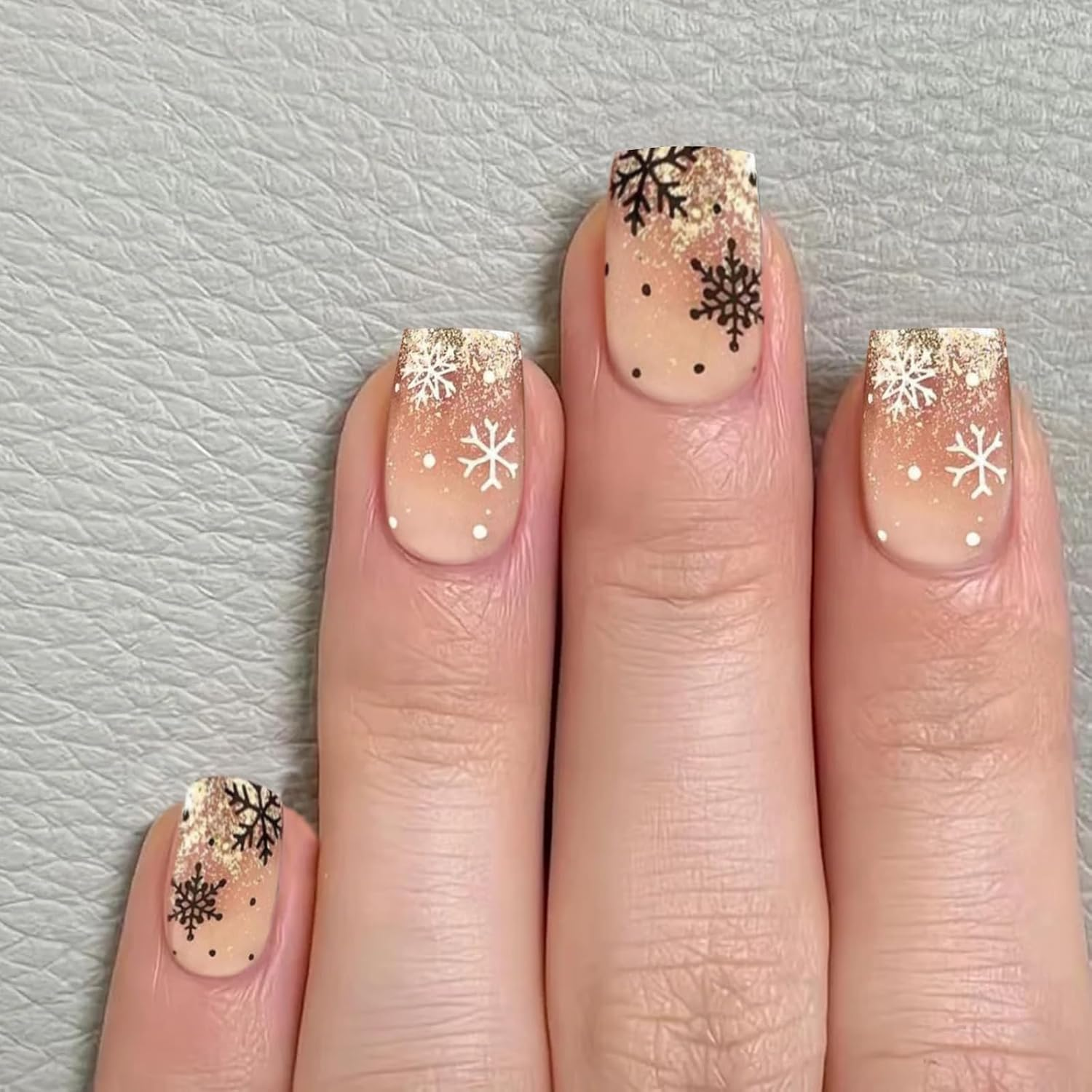 TELAIN 24 Pieces Snowflake Press on Nails, Short Square False Nails, Christmas Press on Nails, Gold Glitter with Design, Full Coverage, Stick on Nails image number 5