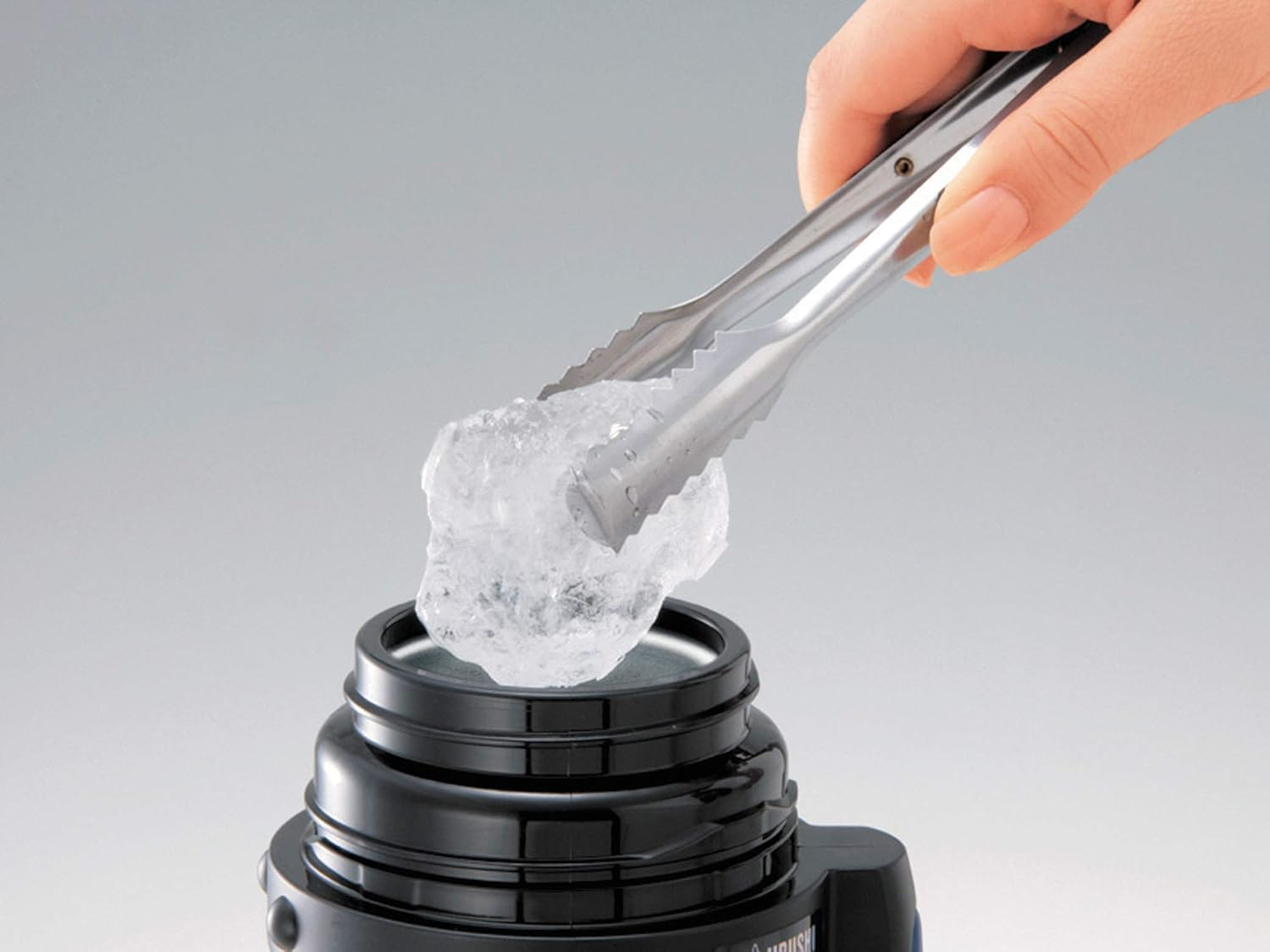 ZOJIRUSHI SM-KHE48BA Stainless Steel Mug with Slicksteel Interior 16 Oz / 480 Ml Black image number 2