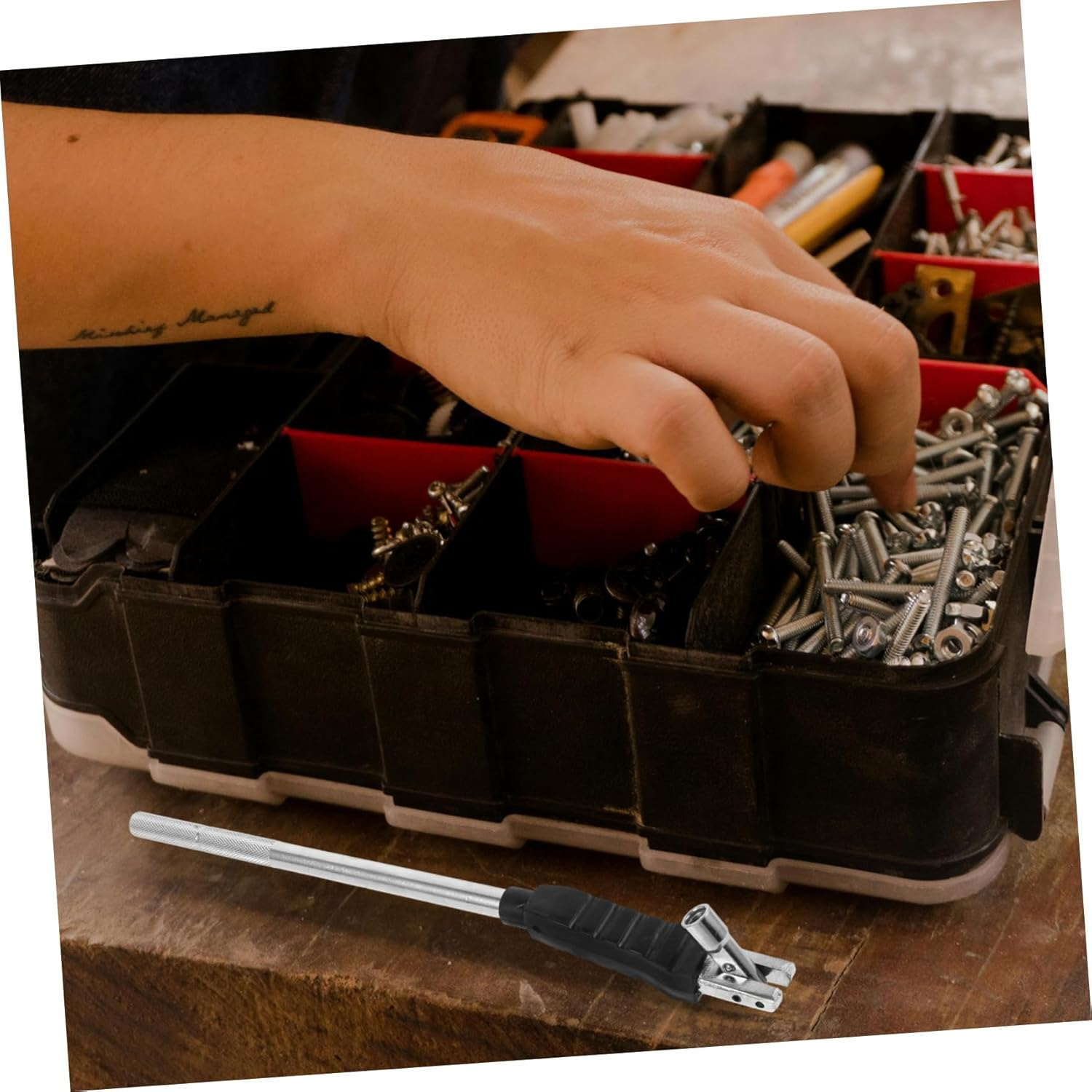 OSOLADY Tire Valve Stem Puller Valve Stem Installer with Steel Handle for Automotive Wheel Repair and Maintenance image number 3