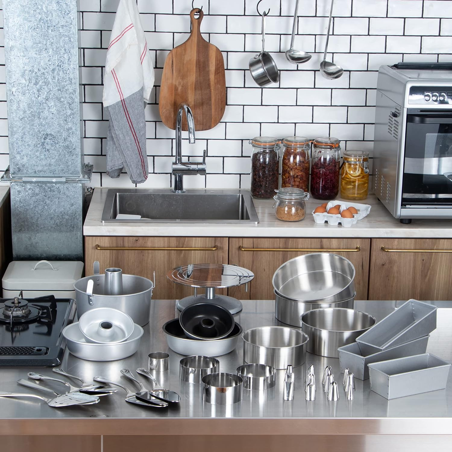 Endoshoji TKG WSH04020 Baking Mold, Chiffon Cake Mold, 7.9 Inches (20 Cm), Ulster Inner Diameter X Depth 7.9 Inches (200 Mm) X Depth 3.9 Inches (100 Mm), Bottom Diameter 7.4 Inches (188 Mm), Alster image number 1