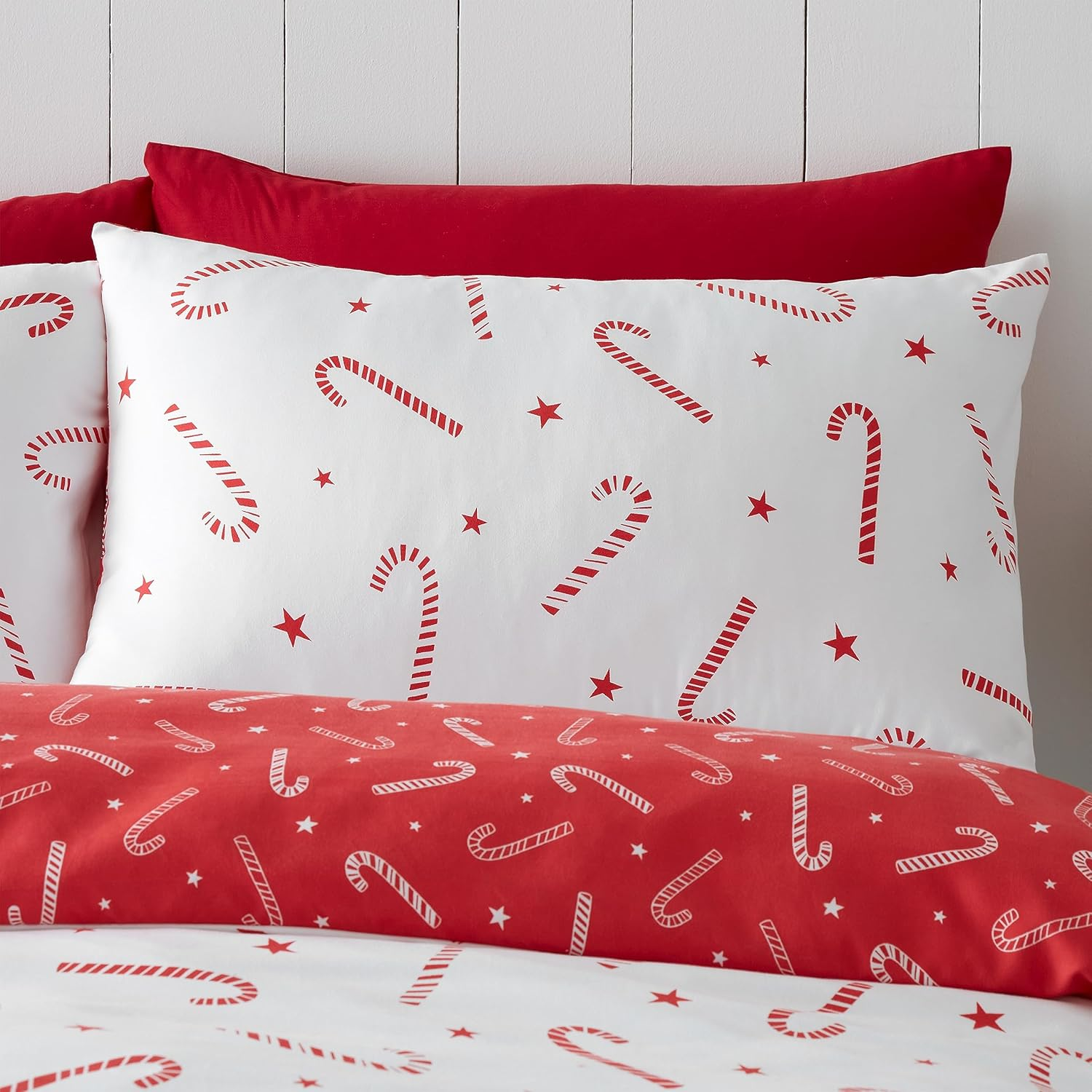 Catherine Lansfield Christmas Candy Cane Reversible Single Duvet Cover Set with Pillowcase Red/White image number 1