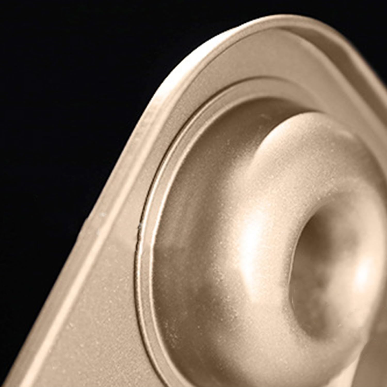 Kaoruo 12-Cavity Multi-Shaped Non-Stick Baking Pan &ndash; Heart, Flower & Swirl Donut Cake Mold, Versatile Bakeware Tray for Homemade Desserts & Pastries image number 3