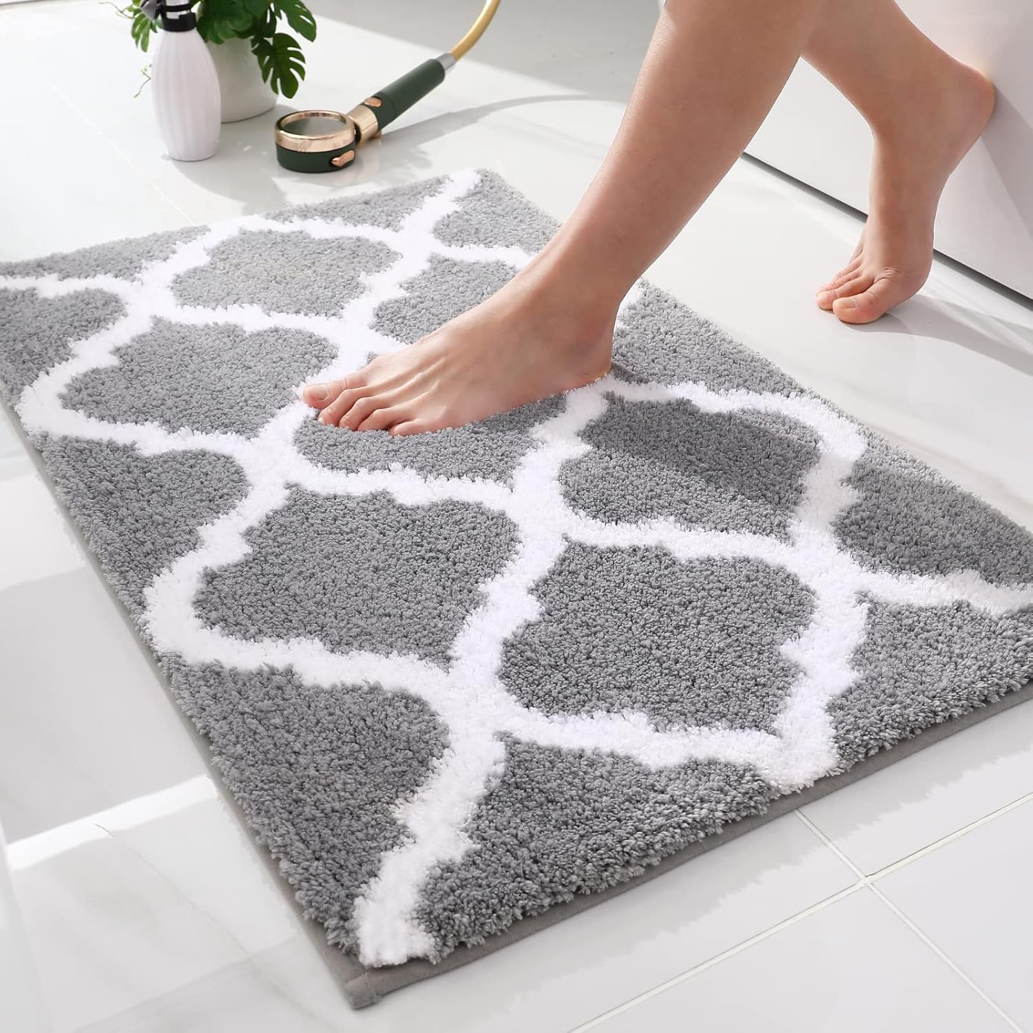 Bathroom Mat Rug, Non Slip Extra Absorbent Microfiber Bath Carpet, 41X61Cm, Soft Comfortable Plush Shaggy Floor Mat, Area Rug Carpet for Bathroom Floor, Tub and Shower, Kitchen (Style B, 41X61Cm)