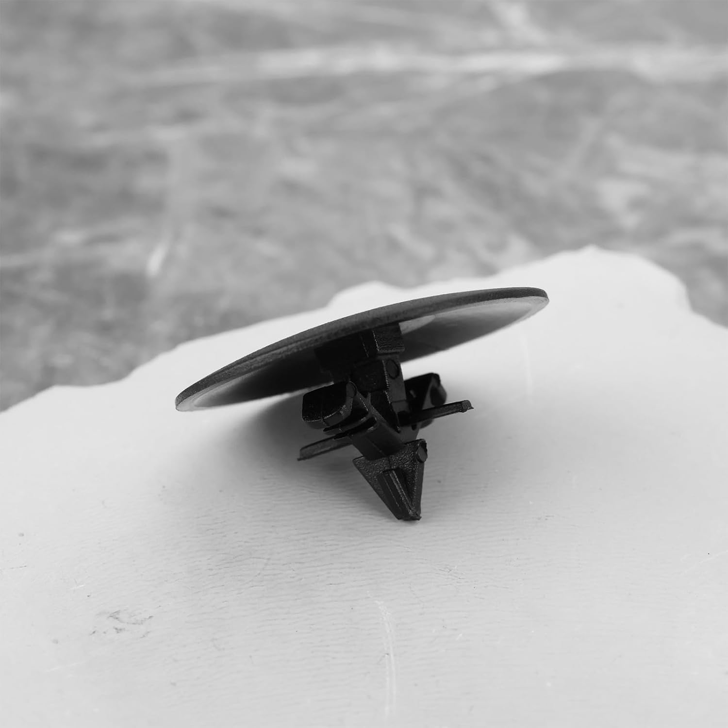 30Pcs Bonnet Hood Insulation Lining Clips 91501-STK-003 91501STK003 Compatible with Honda Accord 2008-2012 image number 6