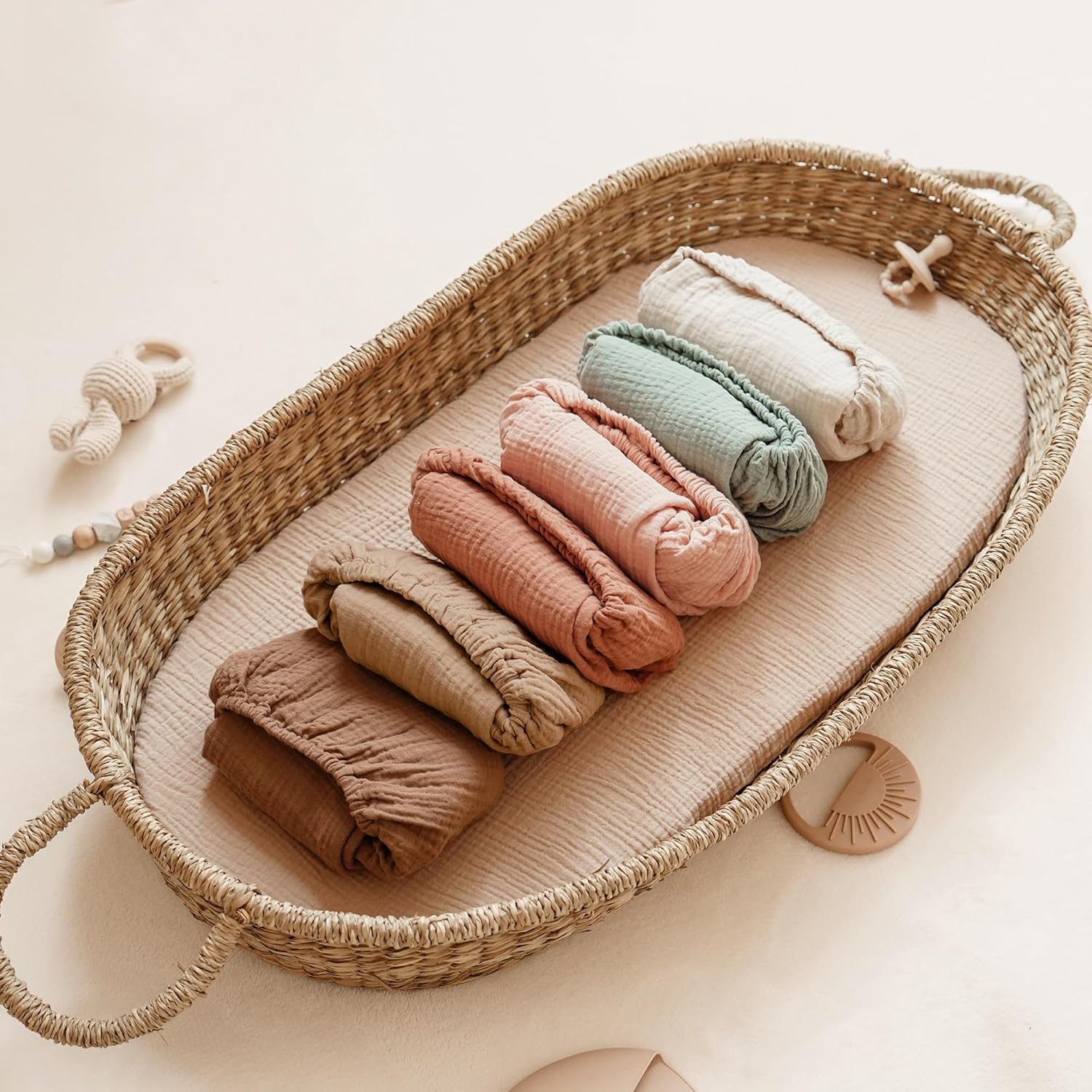 Konssy 2 Pack Muslin Fitted Bassinet Sheets for Baby Girl Boy, Soft Breathable Baby Bassinet Sheets Fit for Baby Bassinets, Cradle, Moses Basket Oval Rectangle Pad/Mattress (Chestnut, Floral) - Blossom,Cream image number 4