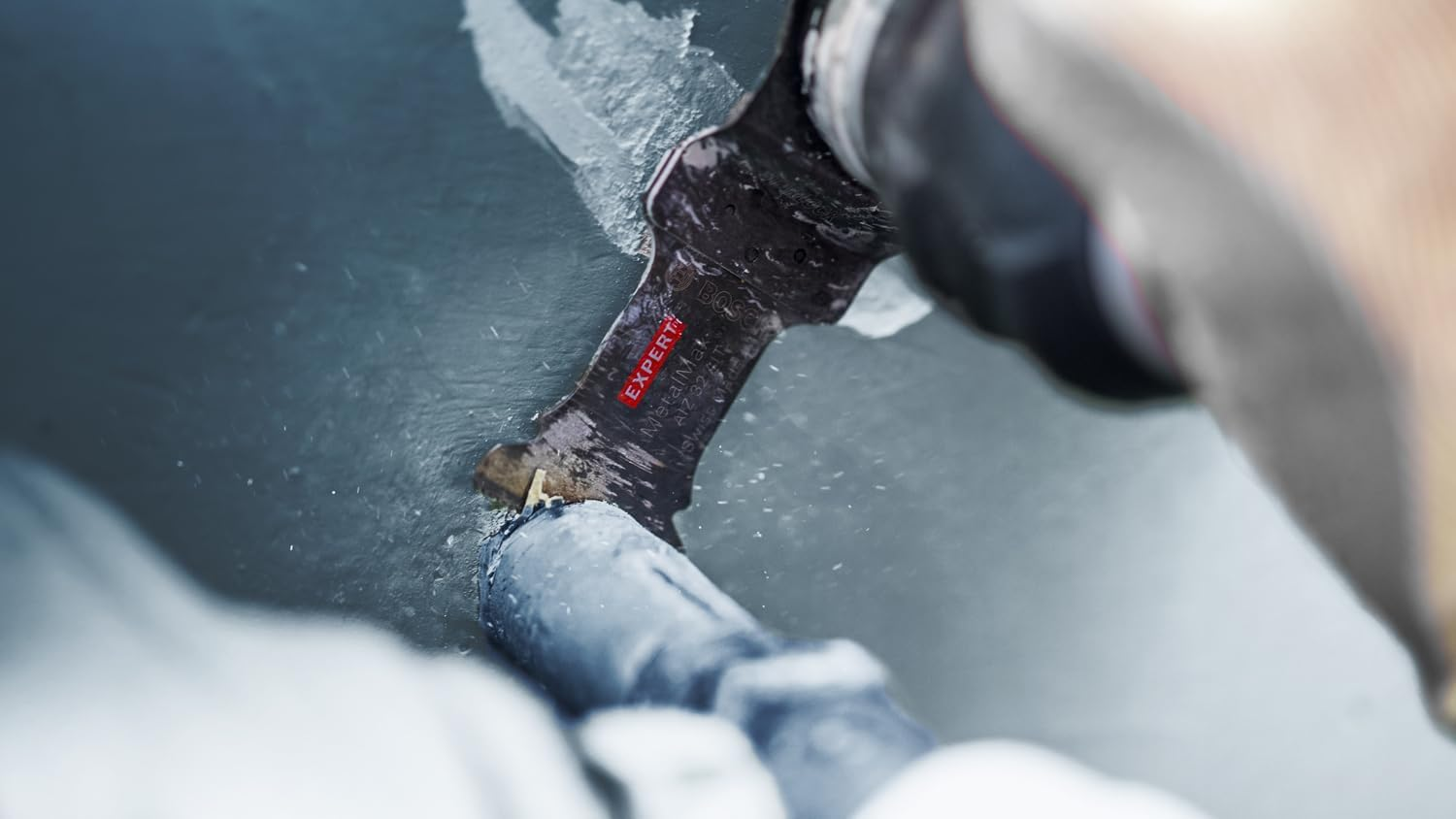 Bosch Professional 1X Expert Metalmax AIZ 32 AIT Multitool Blade (For Steel, Stainless Steel, Width 32 Mm, Accessories Multitool) image number 1