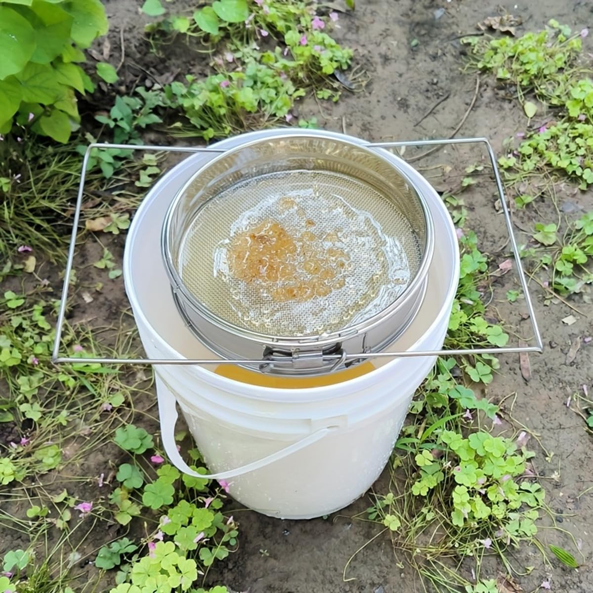 AIMALL Stainless Steel Honey Filter Double Layer Beekeeping Strainer with Coarse and Fine Mesh Screens, Adjustable Stand, 9.13In & 9.44In Diameter for Apiary Use