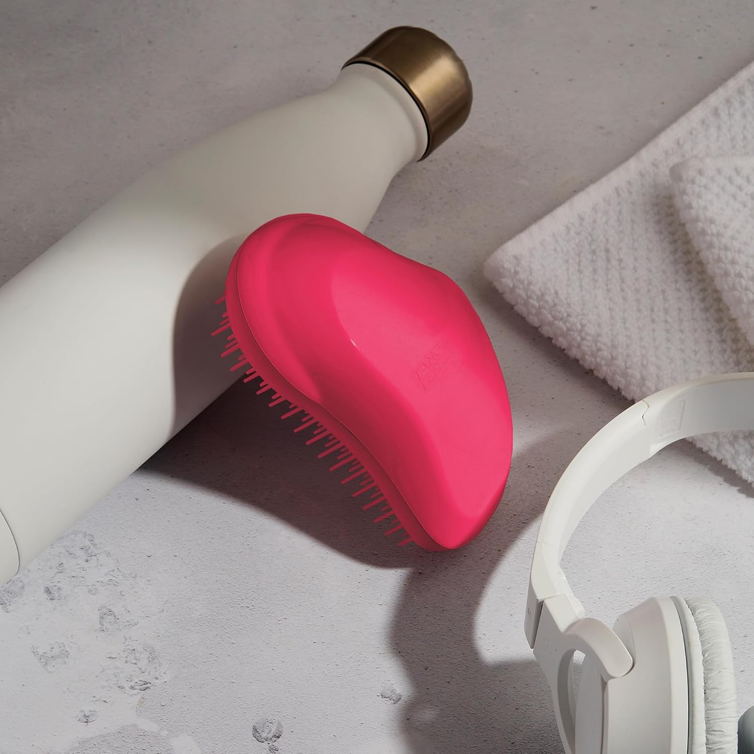 Tangle Teezer Original Detangler Brush, Dry & Wet Hairbrush for All Hair Types, Pink Fizz image number 3