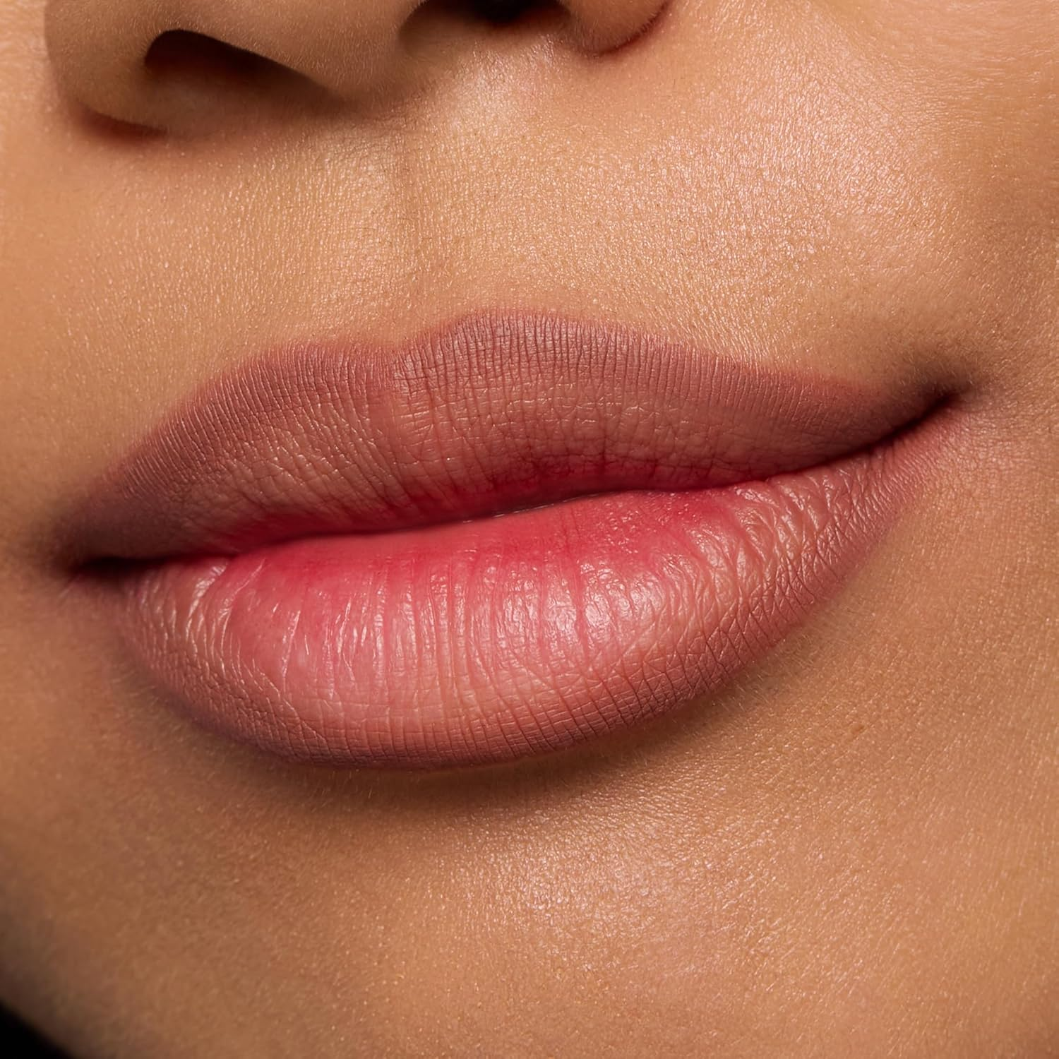 Essence 8H Matte Comfort Lip Liner, No. 10, Nude, Long-Lasting, Instant Result, Matte, Vegan, No Preservatives, No Parabens, No Microplastic Particles, Pack of 1 (0.3 G) image number 2