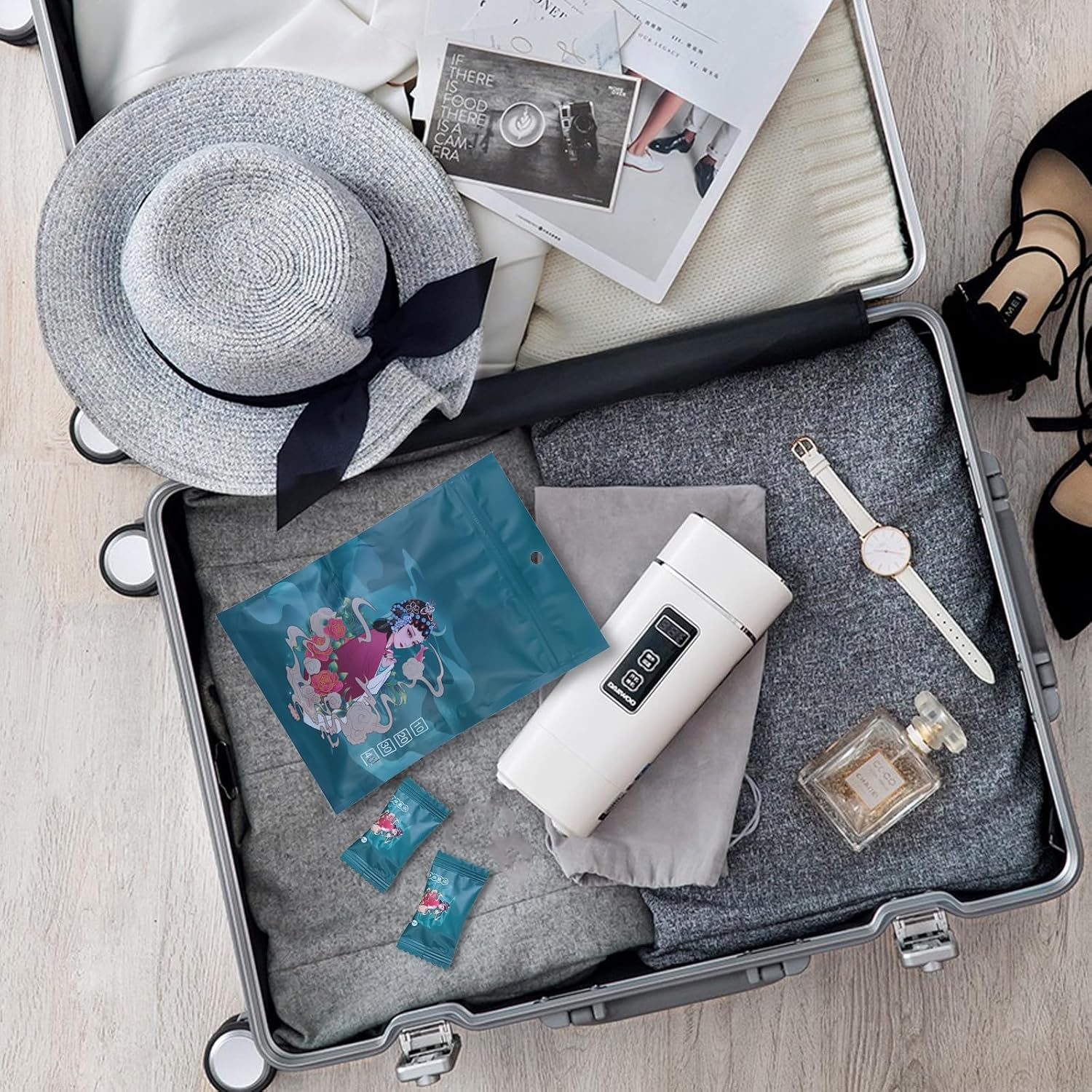 Reignsword 100 Pack Disposable Towels 9.4&rdquo; X 11.8&rdquo;, Soft Face Towelettes for Makeup and Clean, Face Wipes for Travel Camping Hiking Outdoor image number 3