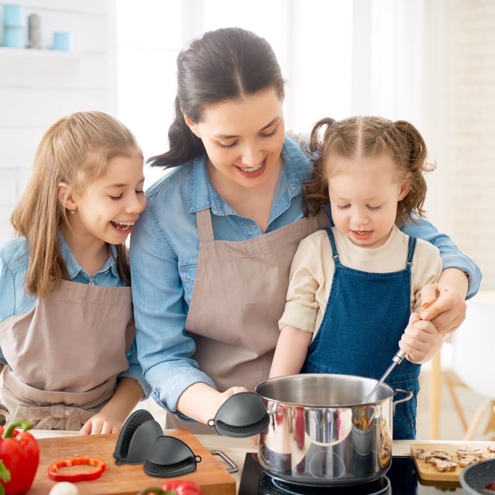 AUAUY 1 Pair Mini Silicone Oven Mitts, Heat Resistant Pot Holders Mitts, Cute Oven Pinch Grip Gloves, Small Potholders for Kitchen, Air Fryer Mitts Pair for Cooking, Baking and Grilling (Grey) - Mini Silicone-Grey image number 3