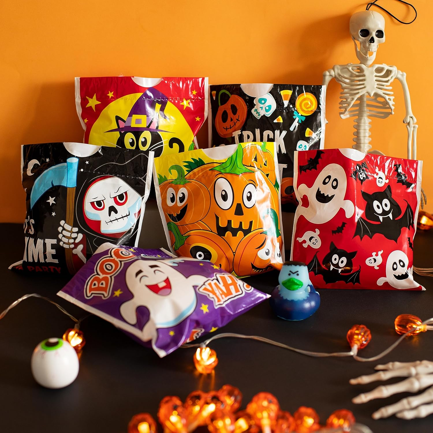 JOYIN 96 Pcs Halloween Drawstring Treat Bags for Trick-Or-Treating, 6"X6" Halloween Goodie Candy Bags, Classroom Party Favor Supplies image number 5