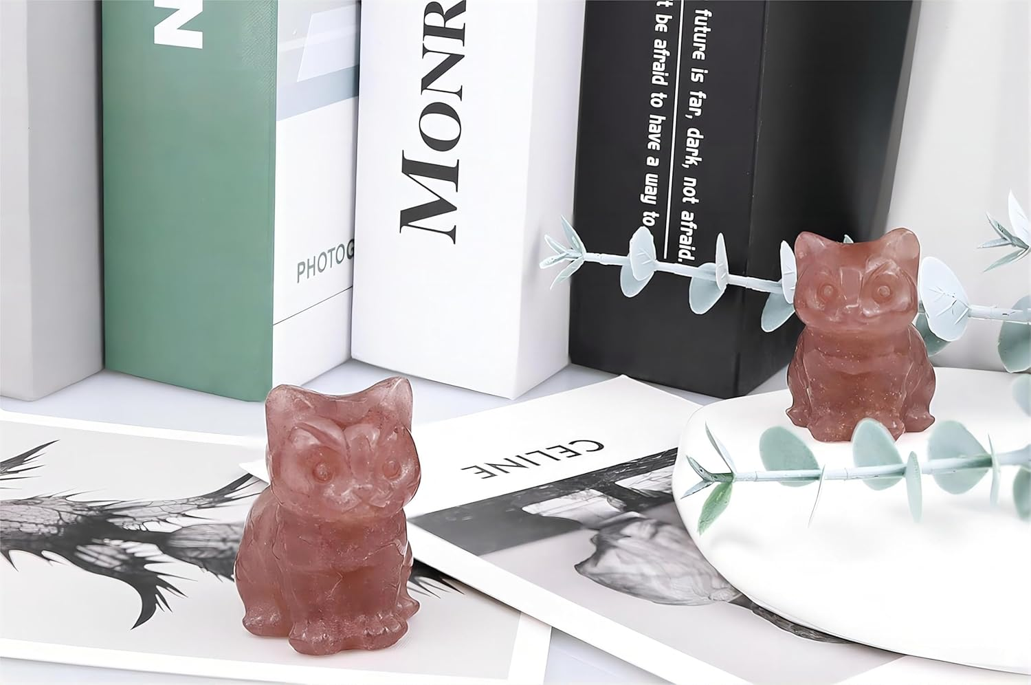 QINJIEJIE Strawberry Quartz Cat Crystals Figurines Carved Stone Healing Crystal Gemstone Sculpture Home Office Decoration Sitting Cat Statue Gifts for Women image number 2