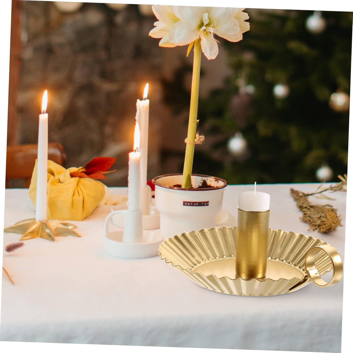 CORHAD Retro Taper Candle Holder Tray Handheld Tea Light Candle Holder Decorative Home Accessory for Parties image number 4