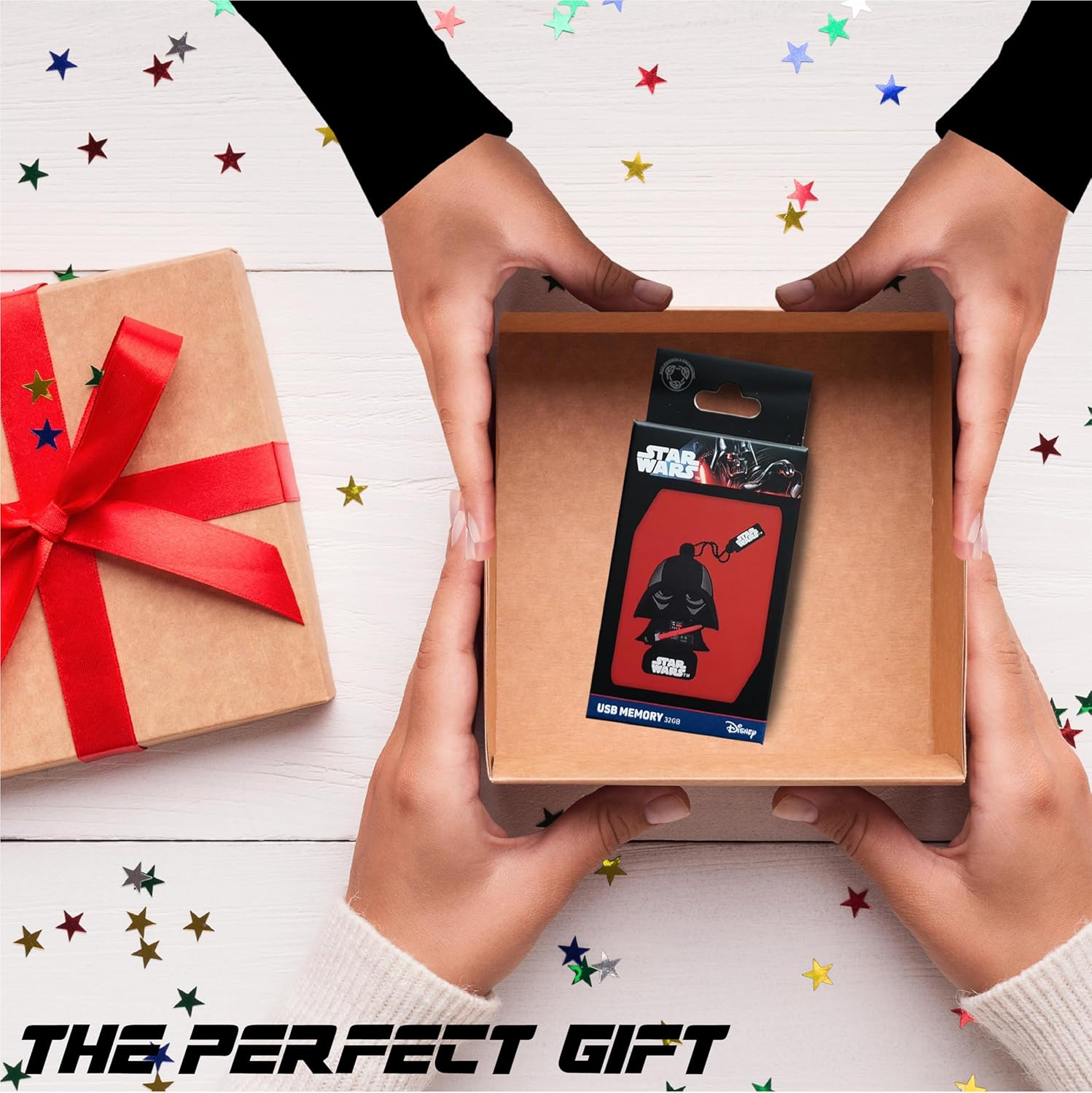 Wondee Disney Star Wars USB Stick Funny 32 GB Darth Vader - Star Wars Funny Gifts Gadget USB Gift Star Wars for Men and Children, Gift Idea for Birthday, Christmas or Communion image number 1