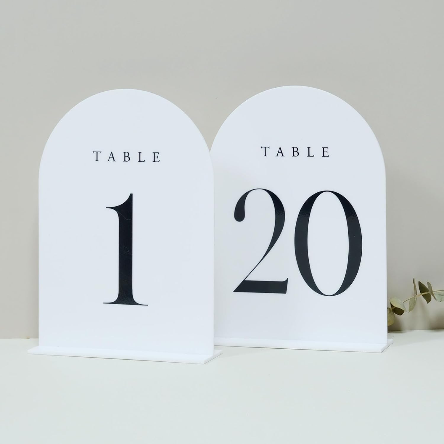 JINMURY Frosted Arch Table Numbers for Wedding,20 Pack 5X7'' Frosted Arch Acrylic Table Signs with Holder Acrylic Table Numbers 1-20,Perfect for Wedding Table Centerpiece Decoration,(Yoji-22108029)