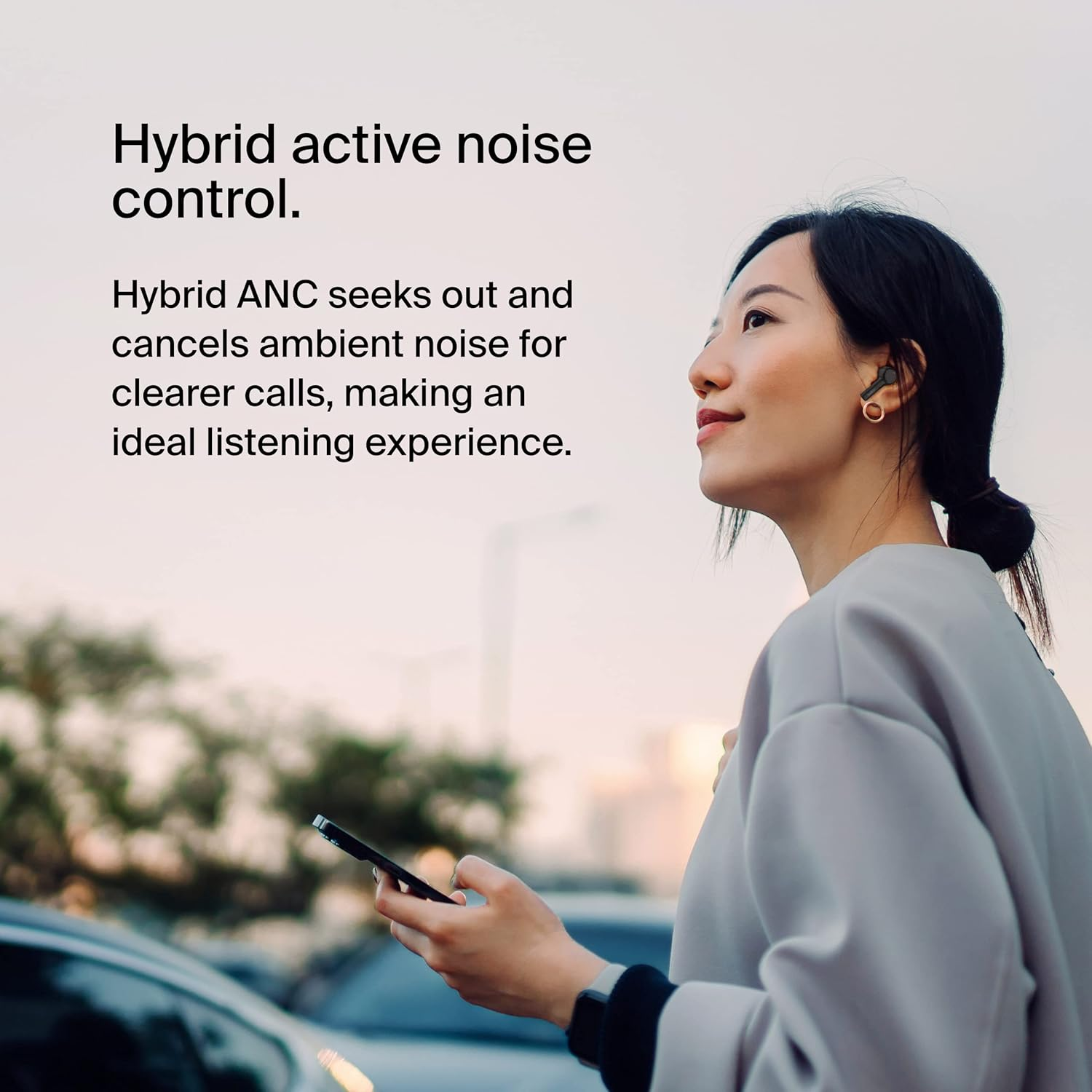 Belkin Soundform&trade; Pulse Noise Cancelling In-Ear Earphones, Wireless Charging Case, 3 Microphones per Earbud, Splash Proof IPX5 Bluetooth Headphones for Iphone, Samsung - Black - White image number 5