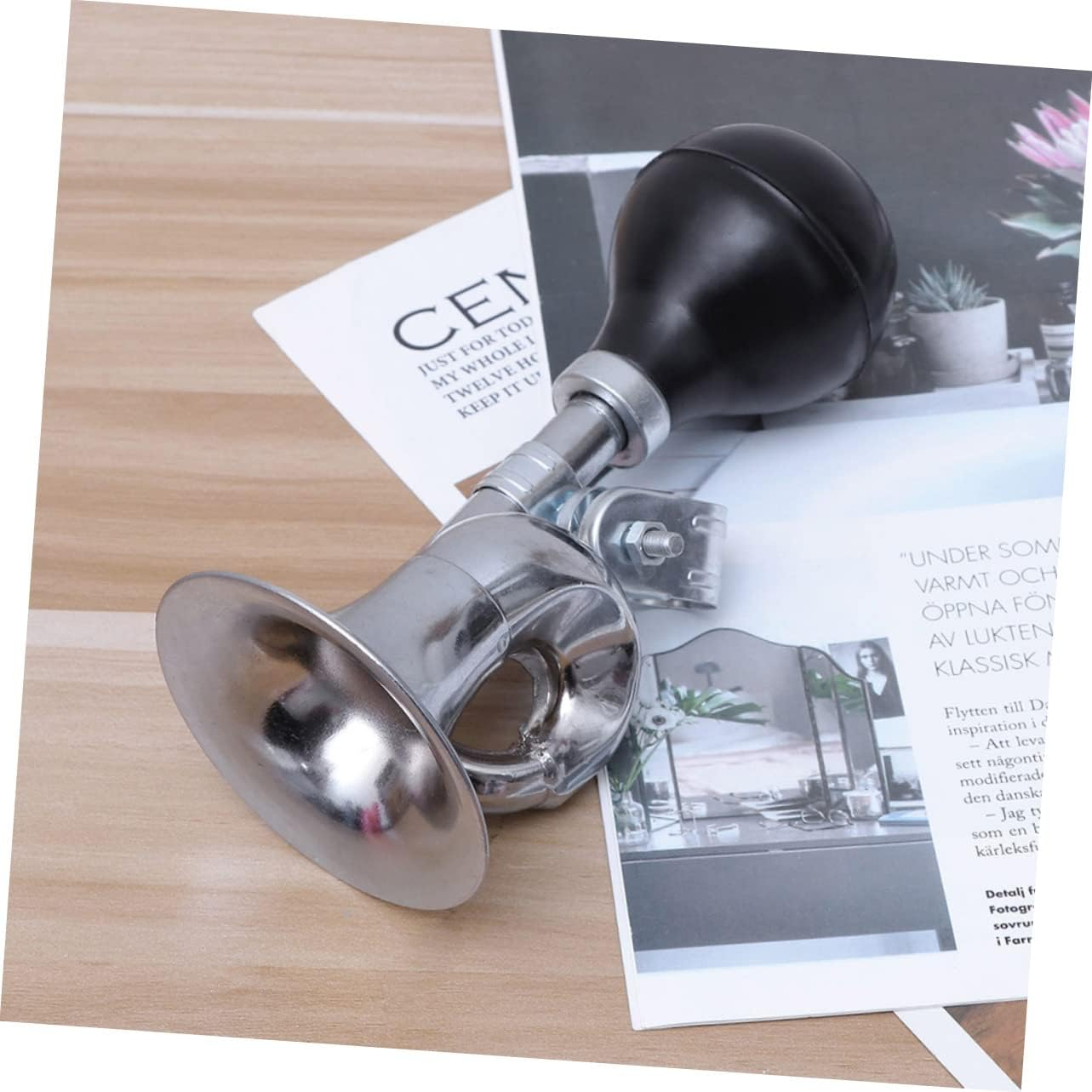 Practical Bike Loud Horn Handlebar Horn Alarm Ring Cycling Bell Alarm Bugle Trumpet for Bicycles Durable and High Volume Sound for Safety the Road image number 1