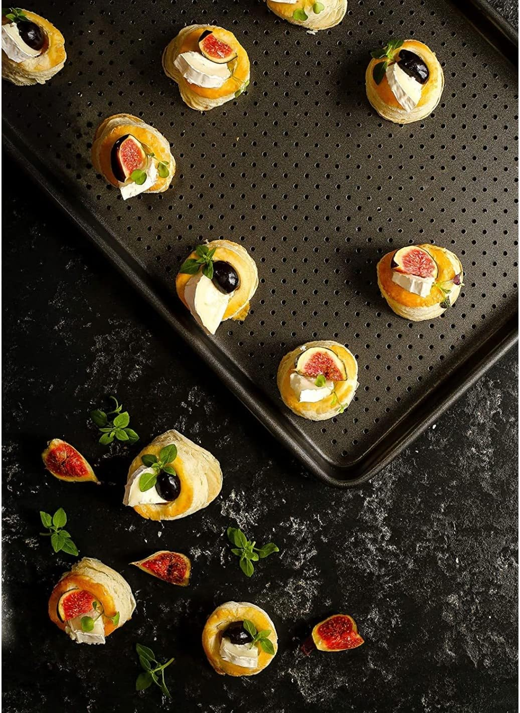 Masterclass Crusty Bake, Baking Tray with PTFE, PFOA and BPA Free Non Stick, Robust 1Mm Thick Carbon Steel, Cookie Sheet, Perforated Holes for Ultimate Crisp, Ultra Double Layer, 39X27Cm, Grey image number 4
